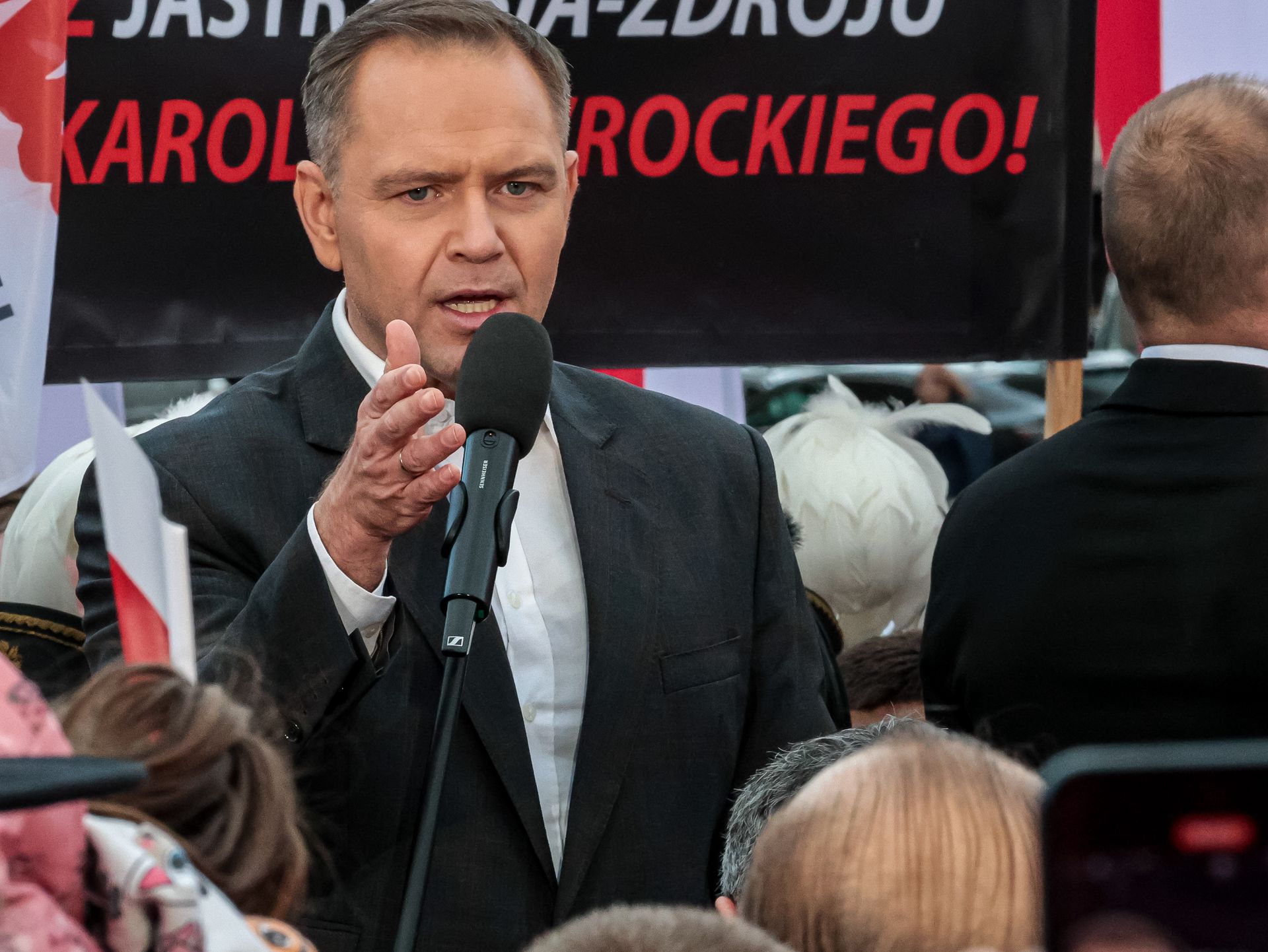 Jest dochodzenia w sprawie znieważania córki Karola Nawrockiego