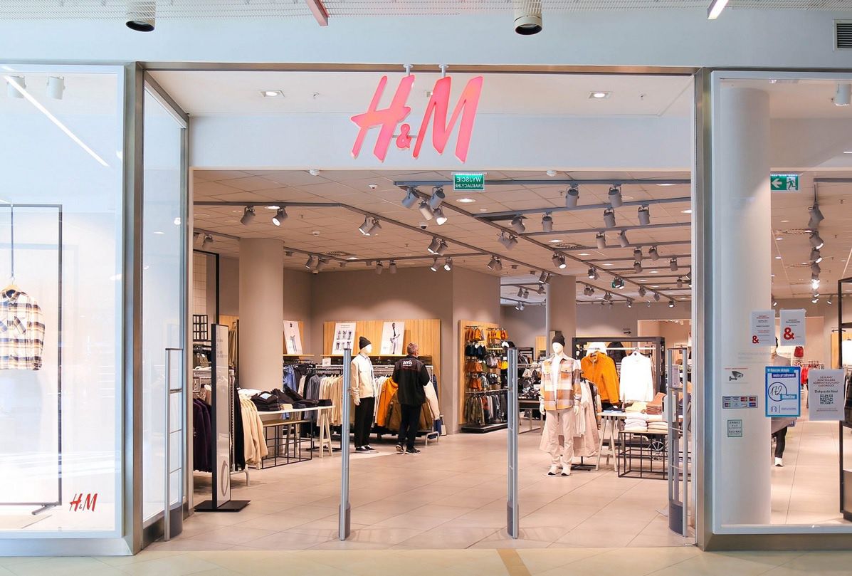Kultowe centrum handlowe w Warszawie bez H&M. Marka znika po dwóch dekadach