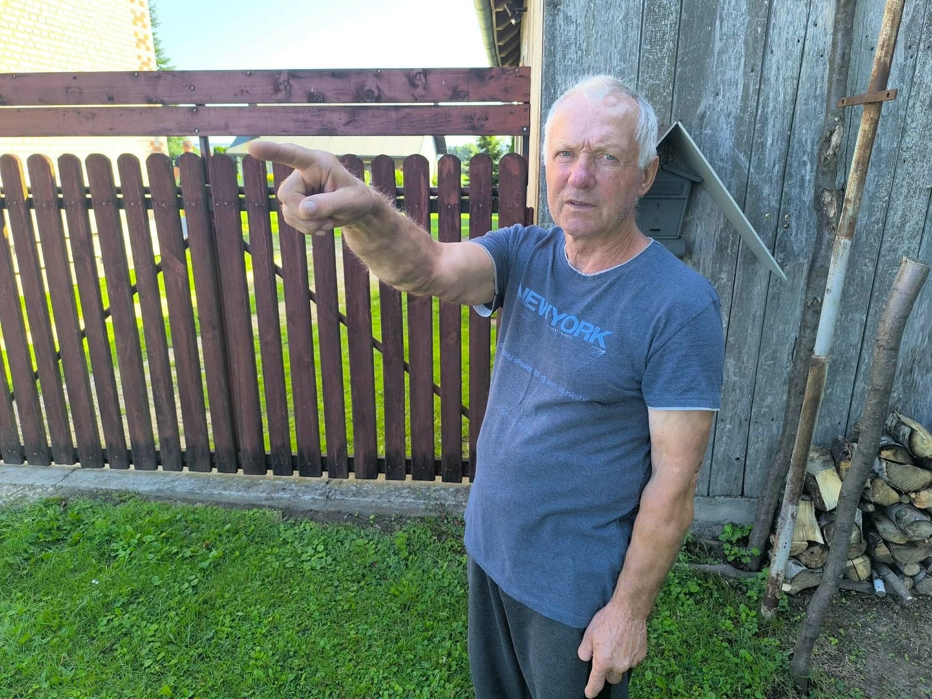 "Potężny szum i ogromny wybuch". Mieszkańcy zszokowani uderzeniem rakiety