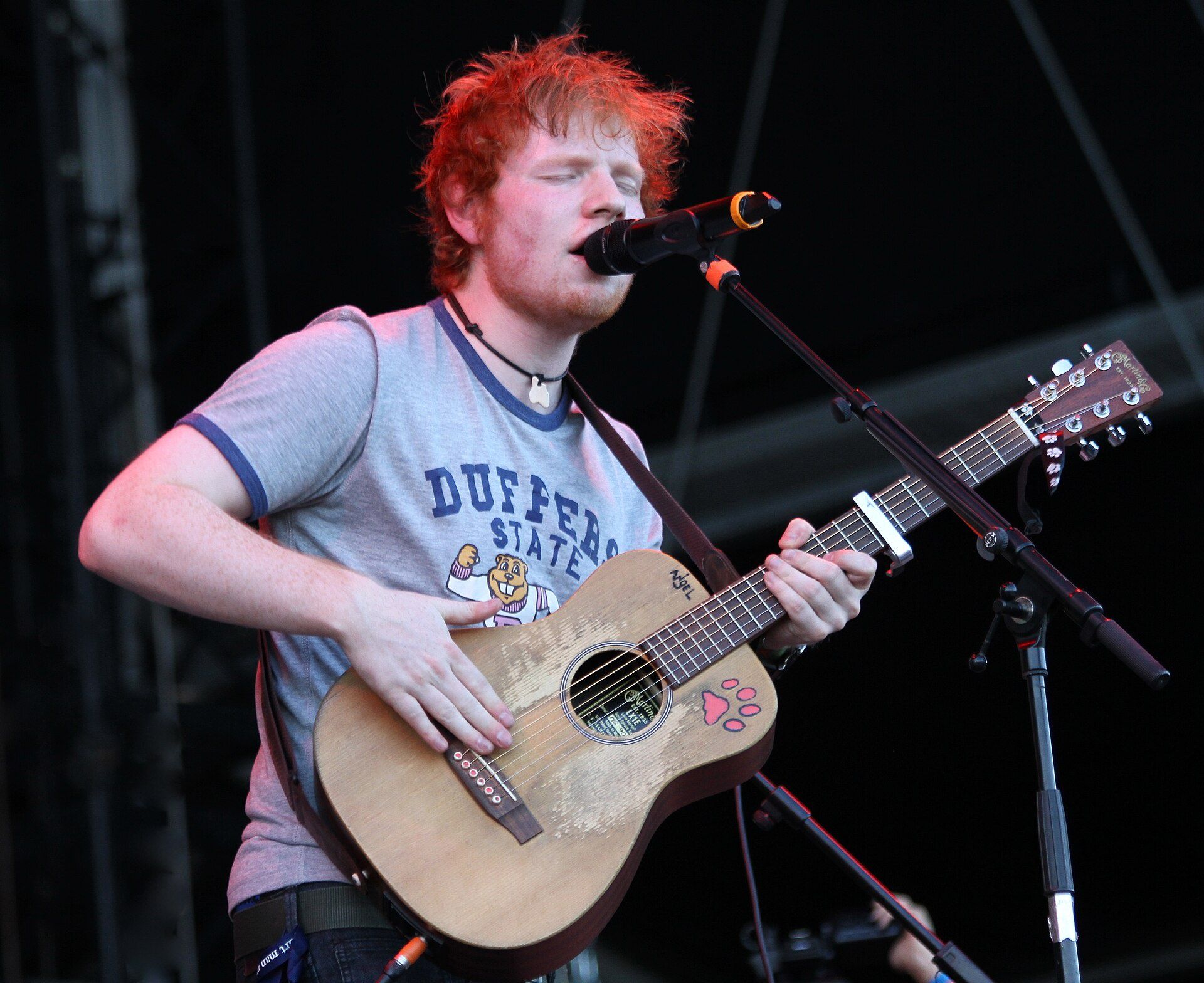 Ed Sheeran ma PR-owy kłopot po usunięciu Macklemore’a ze swojej trasy