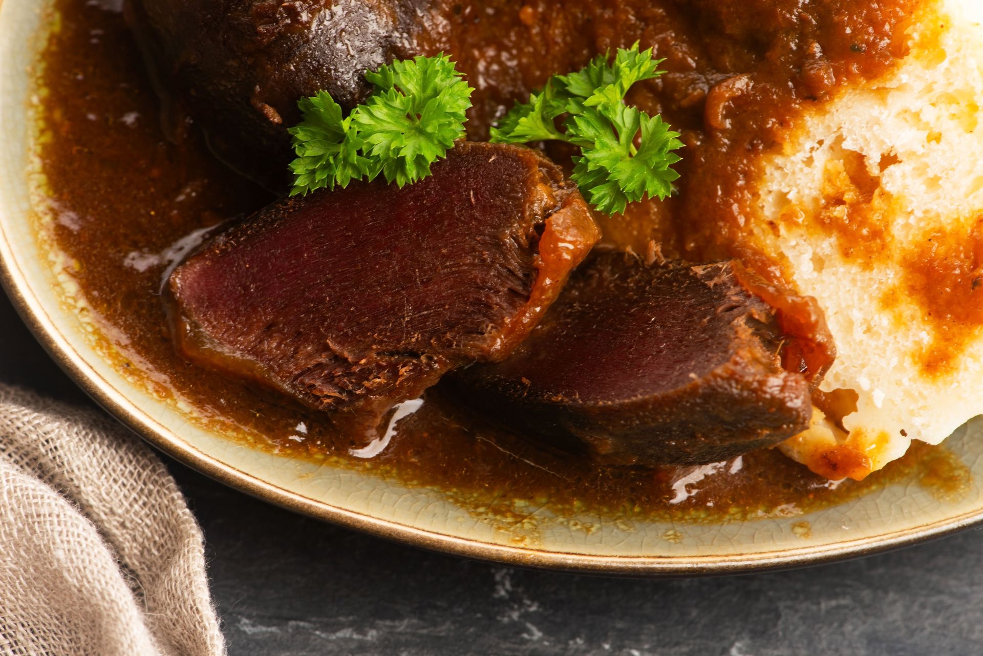 Klejnot żydowskiej kuchni. Gęsie pipki w nowoczesnej odsłonie