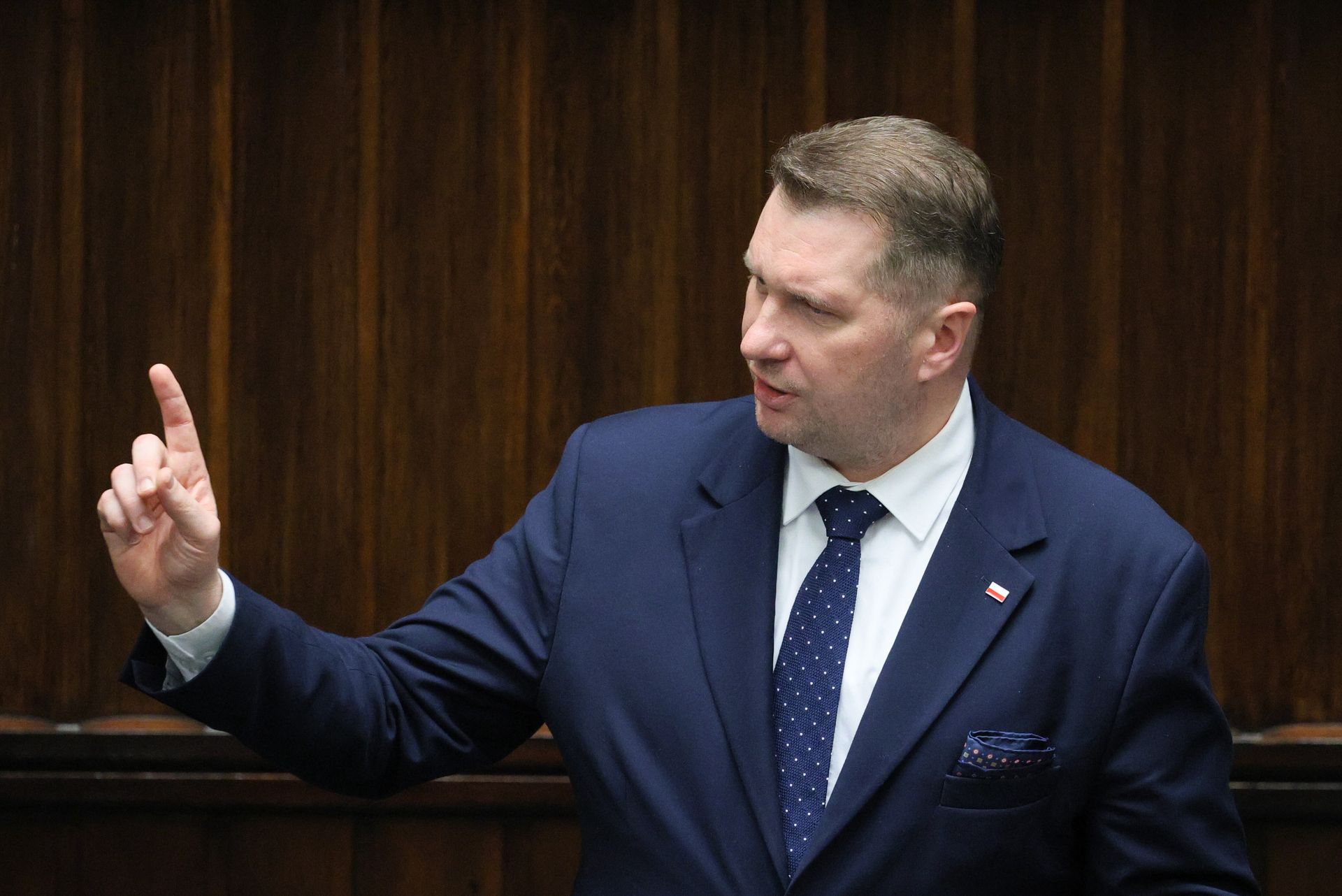 Czarnek obraża Żurka. "Jak małpa z brzytwą"