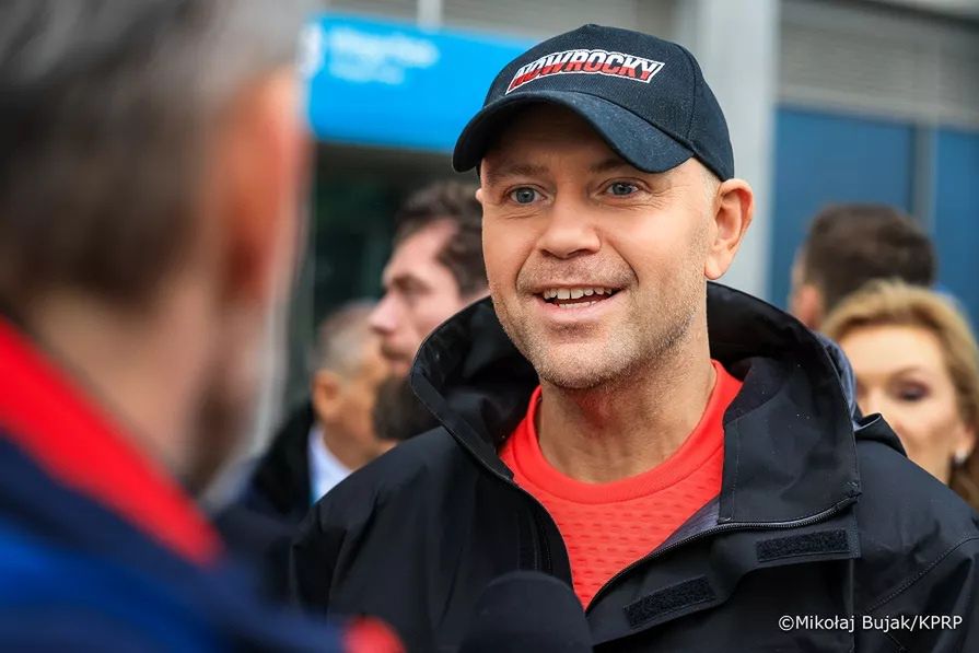 Nowrocky odpowiada Wirtualnej Polsce. "Zgodnie z uprawnieniami"