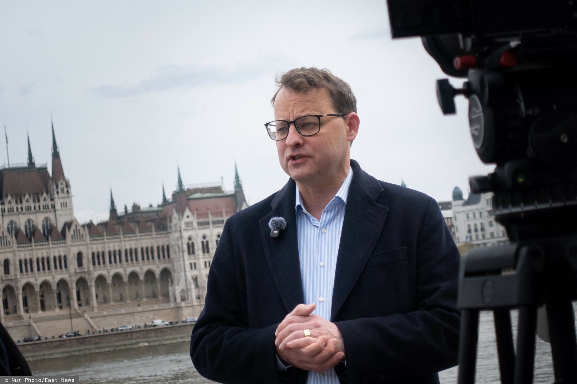 Romanowski ma paszport na inną tożsamość? Prokuratura komentuje