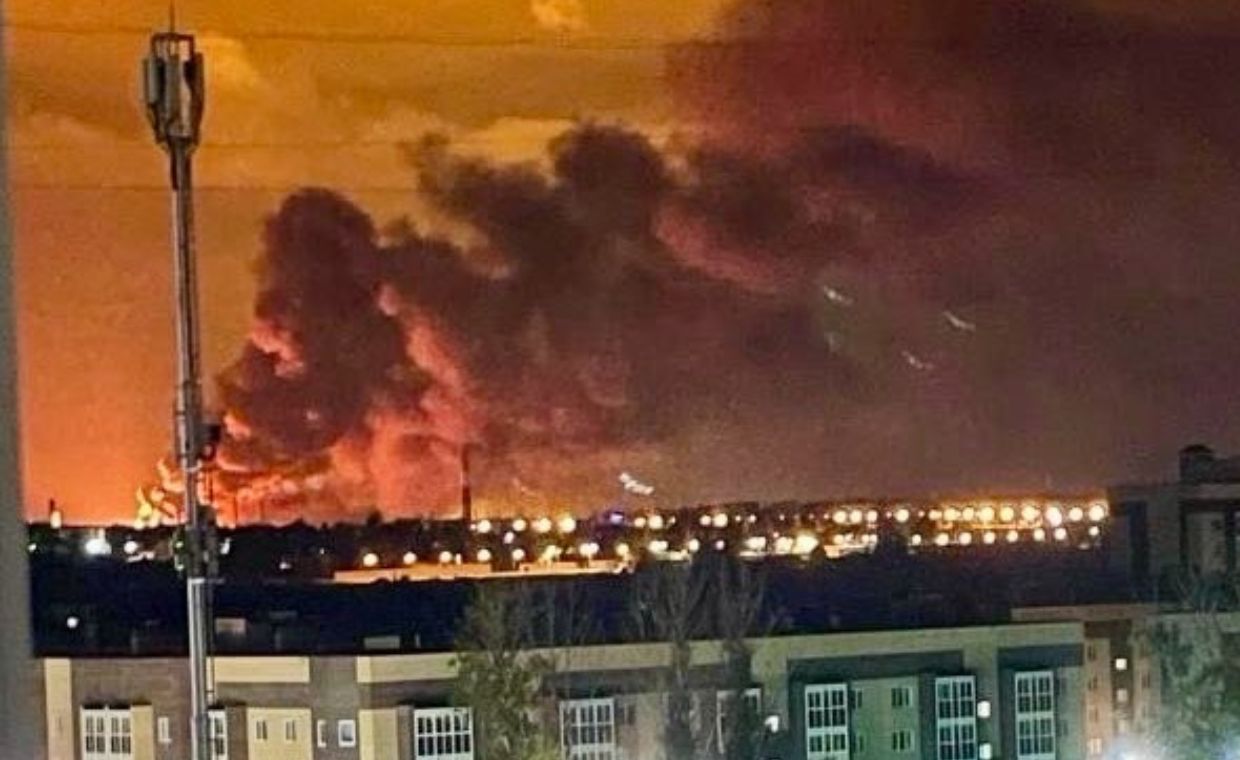 Rosyjska rafineria w ogniu. Ukraińcy uderzyli