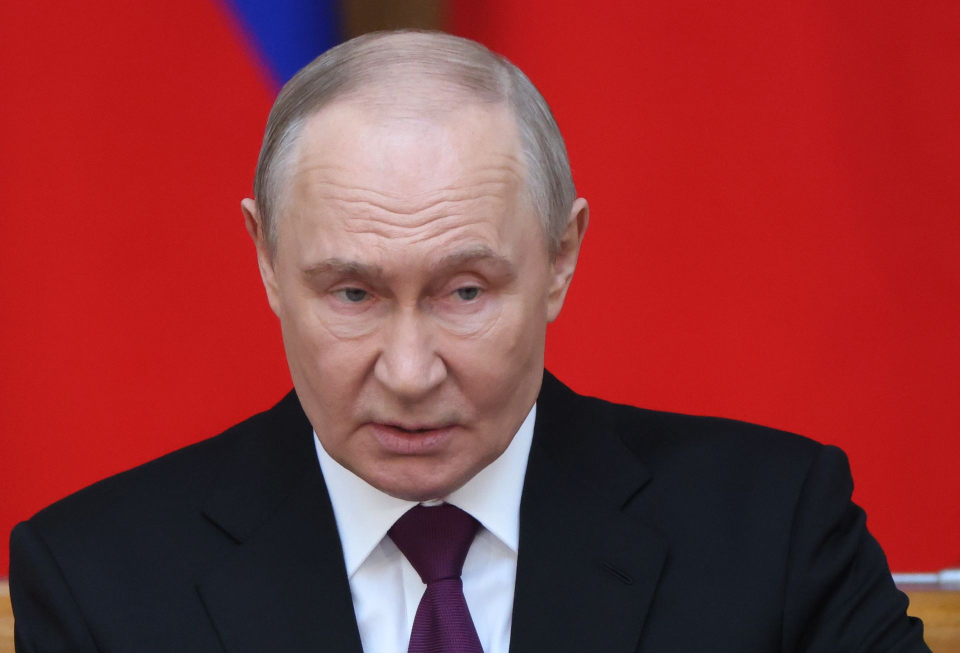 Putin zaostrzył ochronę i ograniczył wyjazdy. Boi się puczu
