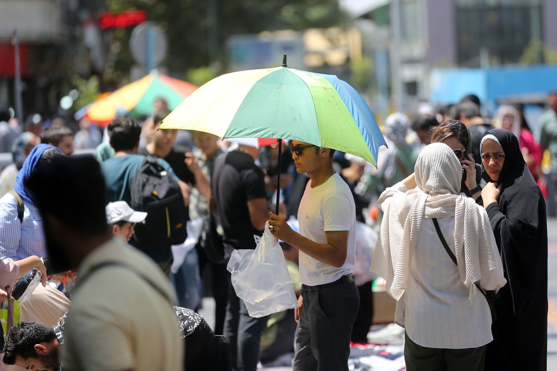 Kryzys pogodowy w Iranie. Fala piekielnego gorąca i niedobory wody