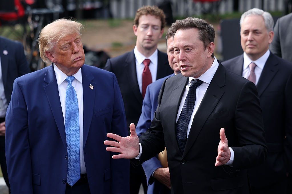 Elon Musk zapowiada zmianę nazwy SpaceXAI. Powodem pomysł Trumpa