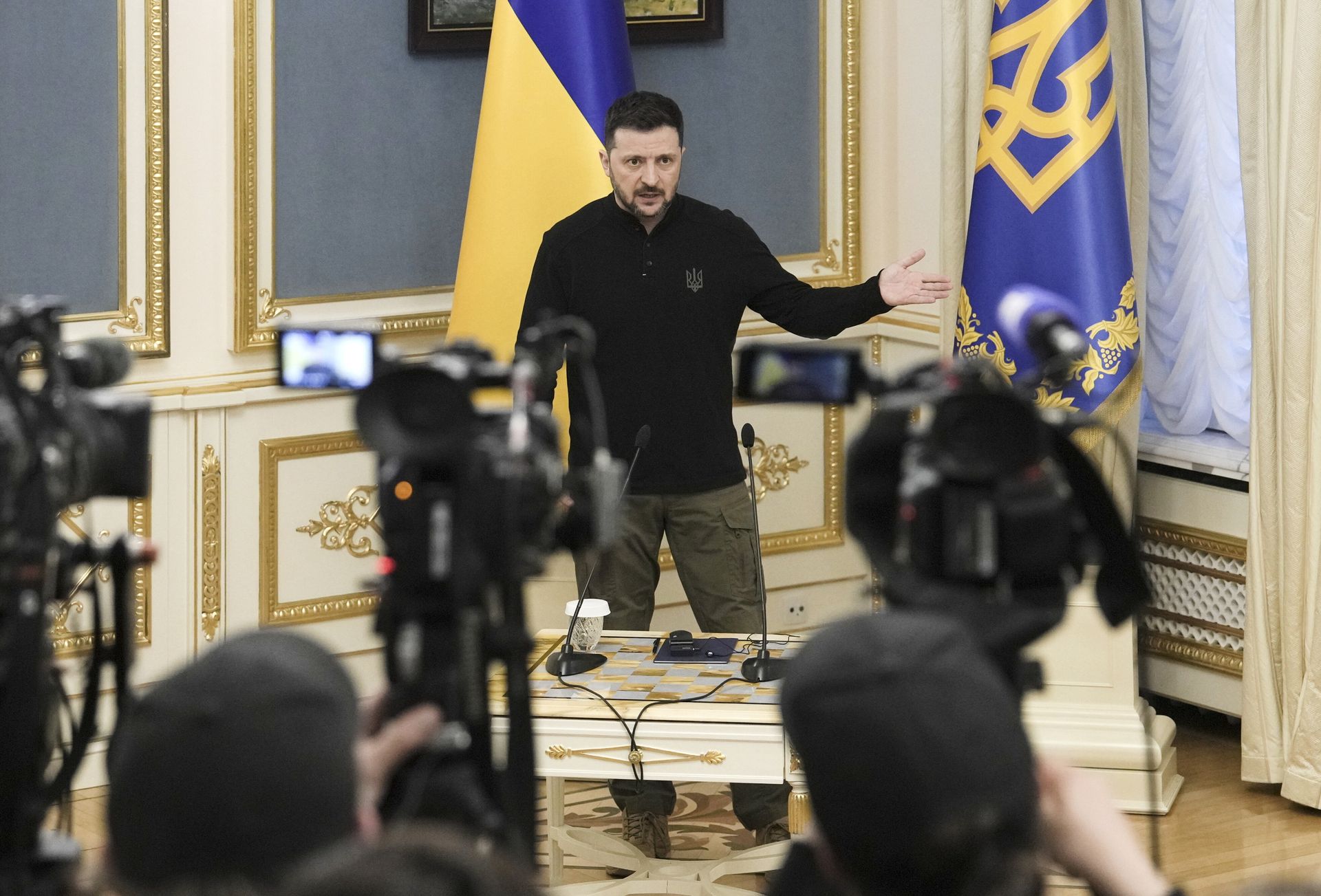 Wyciekła umowa Ukrainy z USA. Śledztwo z użyciem wykrywacza kłamstw