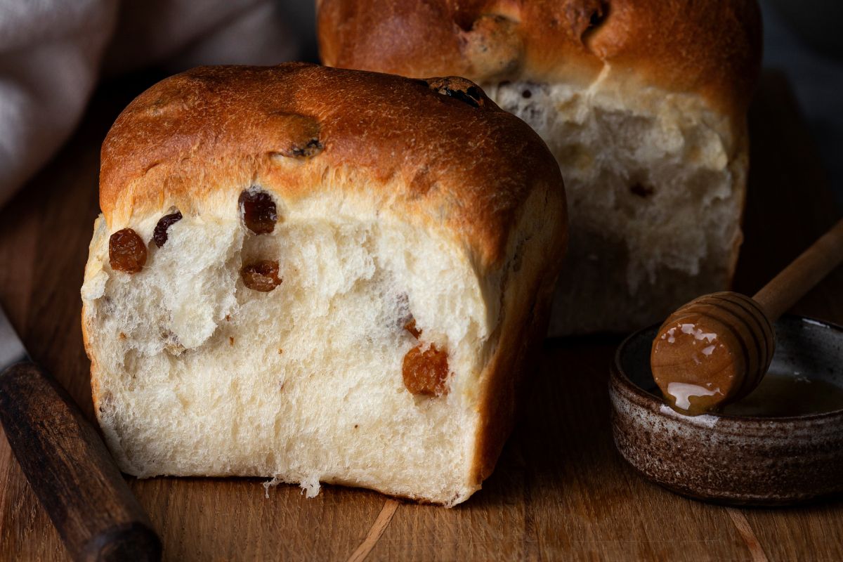 Polacy mówią, iż smakuje jak chałka. Francuz od razu zauważy różnicę