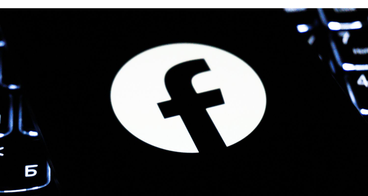 Skasowany. Jak jedna decyzja Mety może wymazać człowieka z sieci