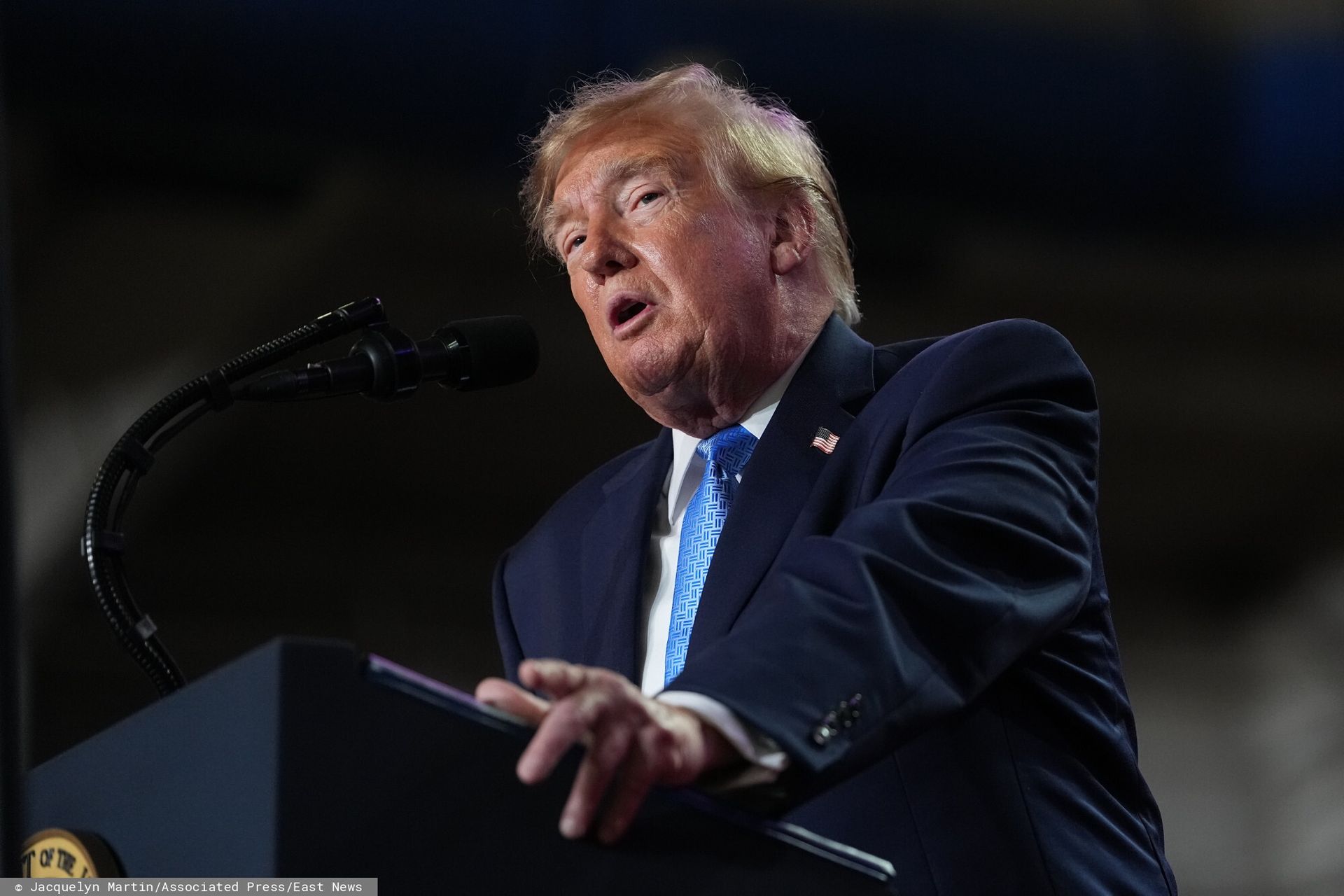 Zakaz używania nazwy "sztuczna inteligencja"? Trump zapowiada