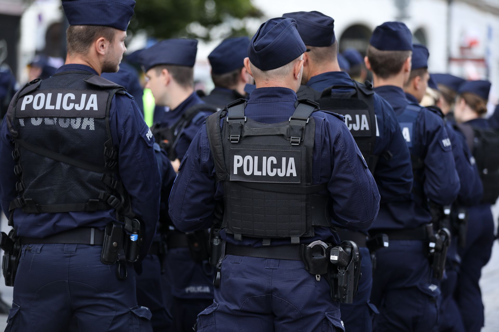 Kontrole cudzoziemców. Policja w Poznaniu prowadzi naloty