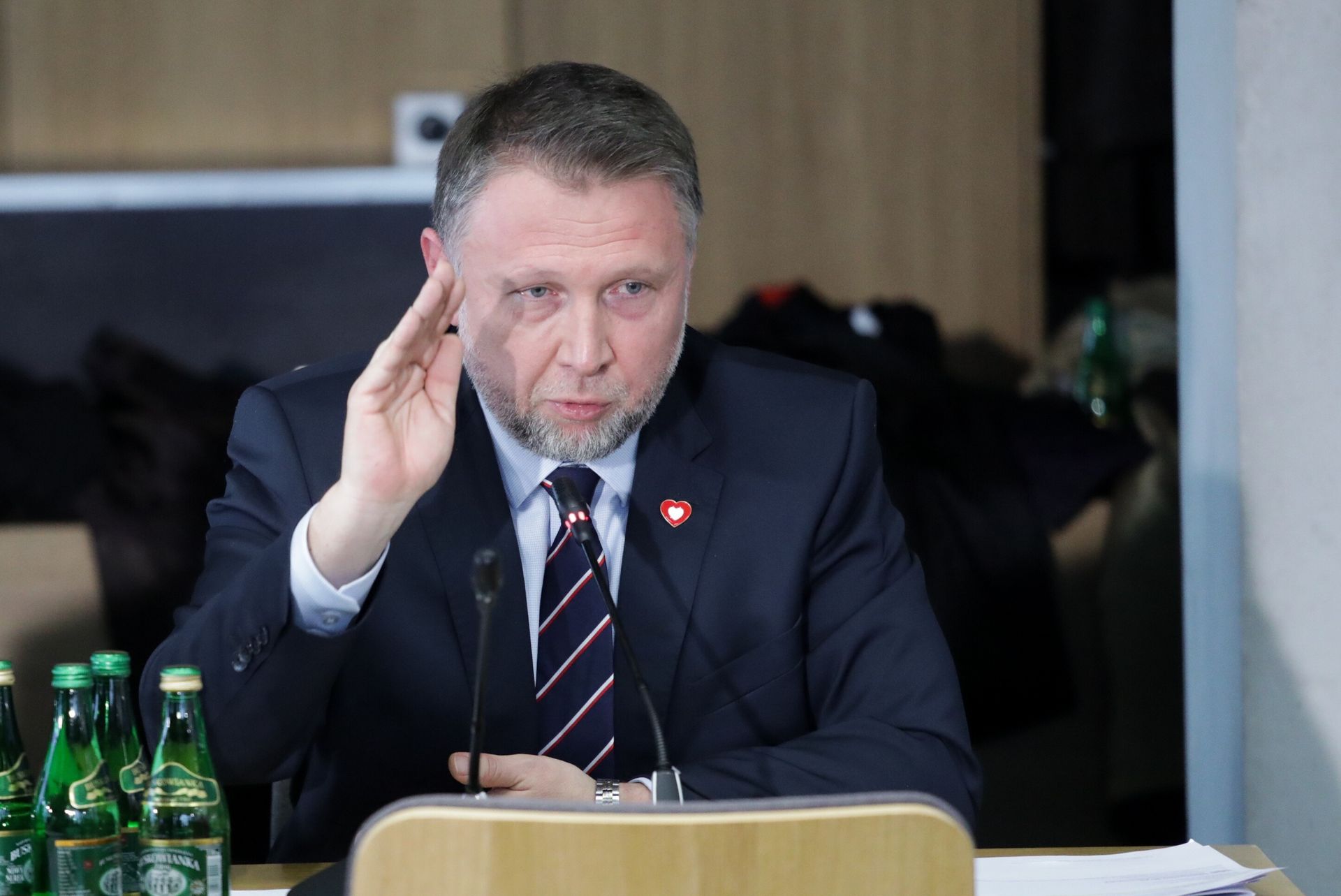 Rząd planuje obejść weto Nawrockiego. Posłowie Patola i Socjal wyszli z sali