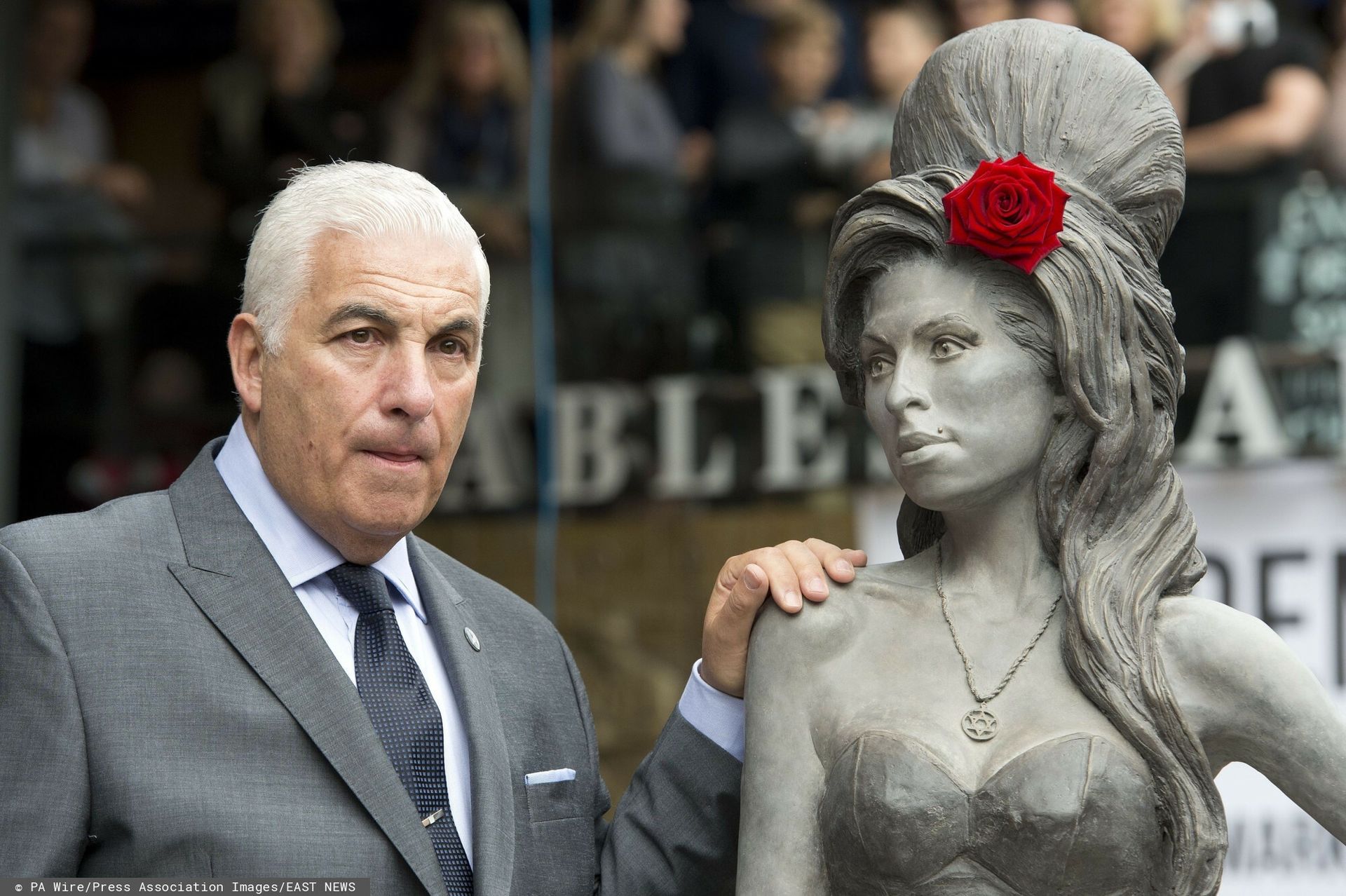 Ojciec Amy Winehouse przegrał. Zapłaci fortunę za fałszywe oskarżenia