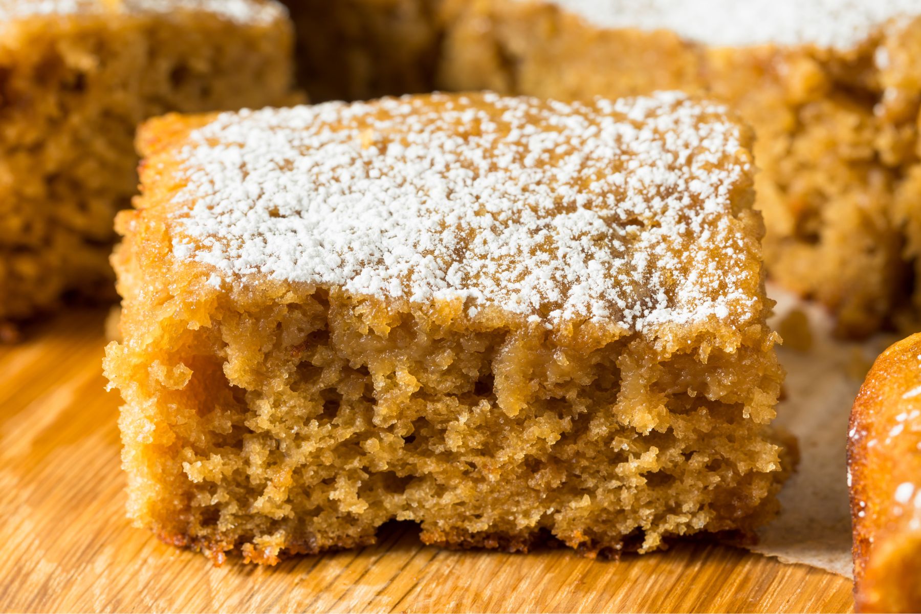 To najprostsze ciasto cynamonowe. Mieszasz składniki, a resztę robi za ciebie piekarnik