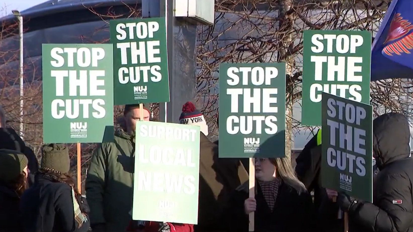 Duże zwolnienia w Szkocji. 80 dziennikarzy strajkuje na ulicach