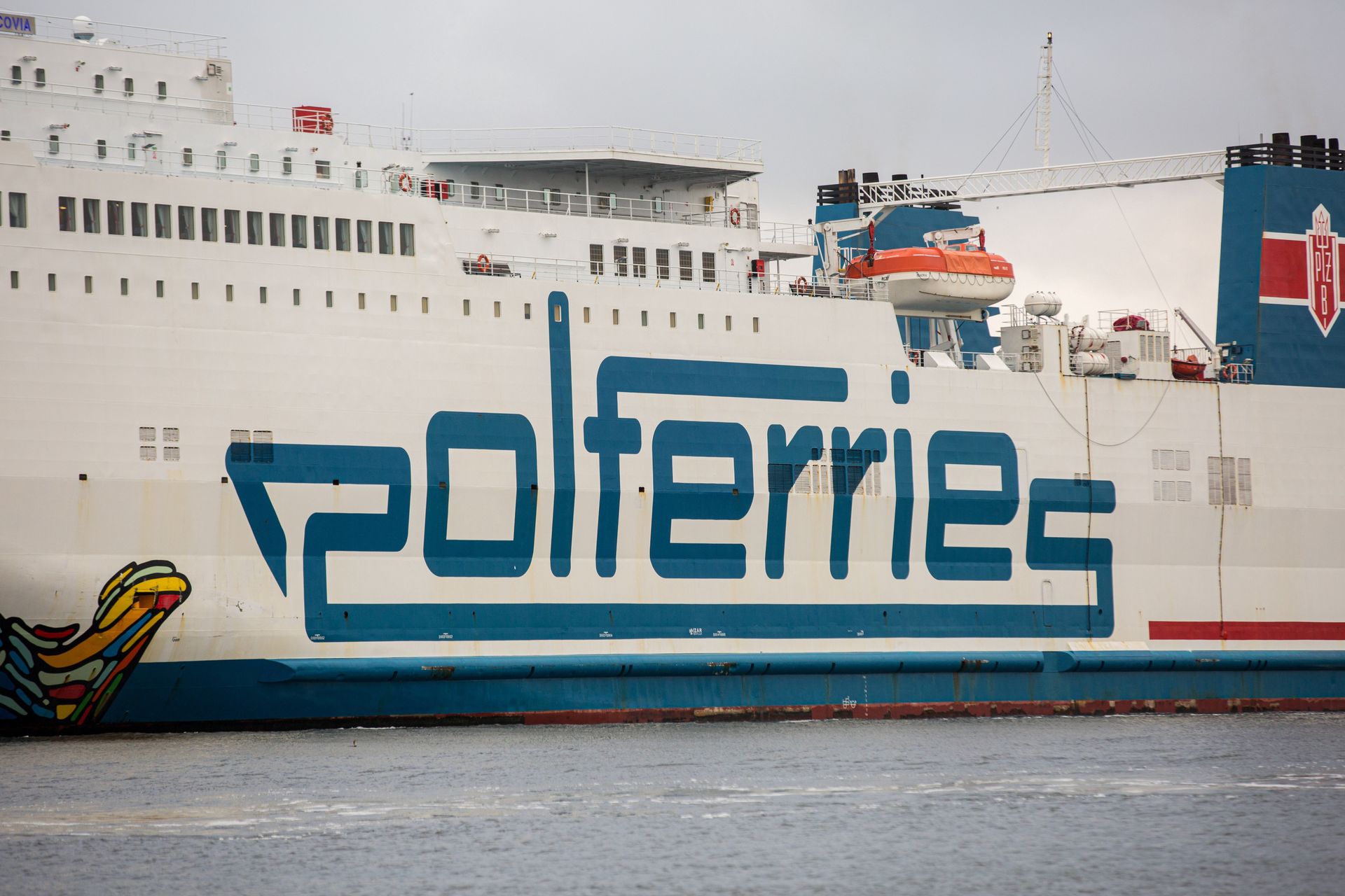 Awaria promu na Bałtyku. Wrócił do portu. "Przypomniał się Heweliusz"