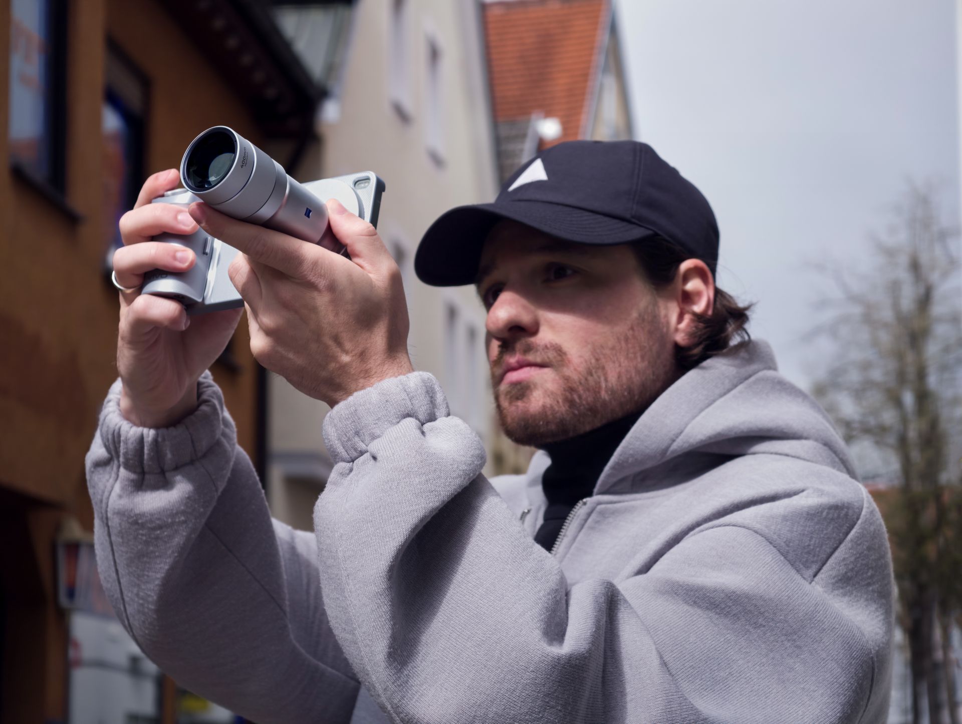 Jeszcze zastanawiasz się nad zmianą telefonu? Seria vivo X300 ma kilka mocnych argumentów