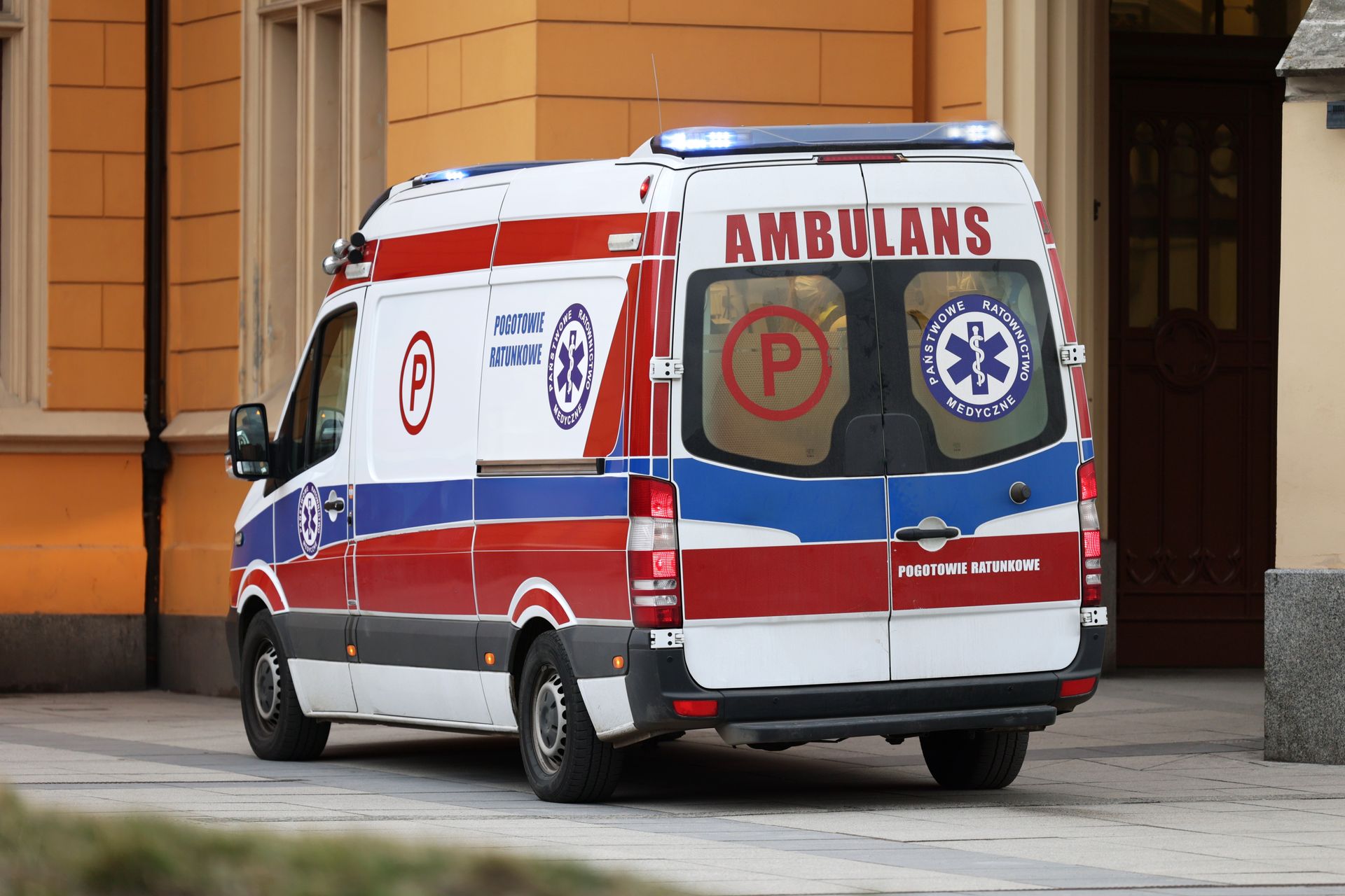 Spór o przyjęcie 12-latki po zatruciu czadem. Szpital się broni