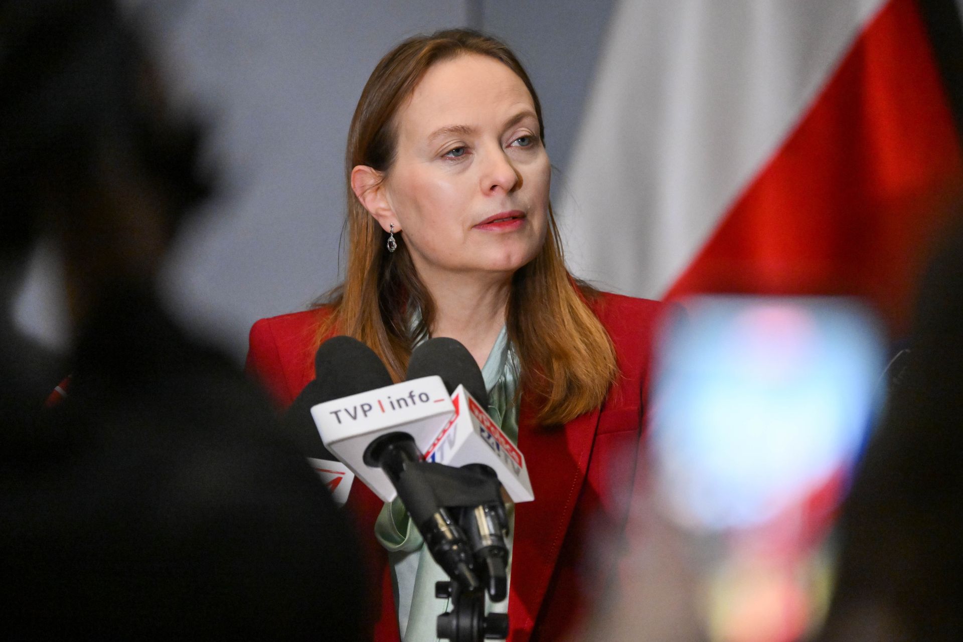 "Jak ktoś nie potrafi w demokrację". Pełczyńska-Nałęcz zabrała głos