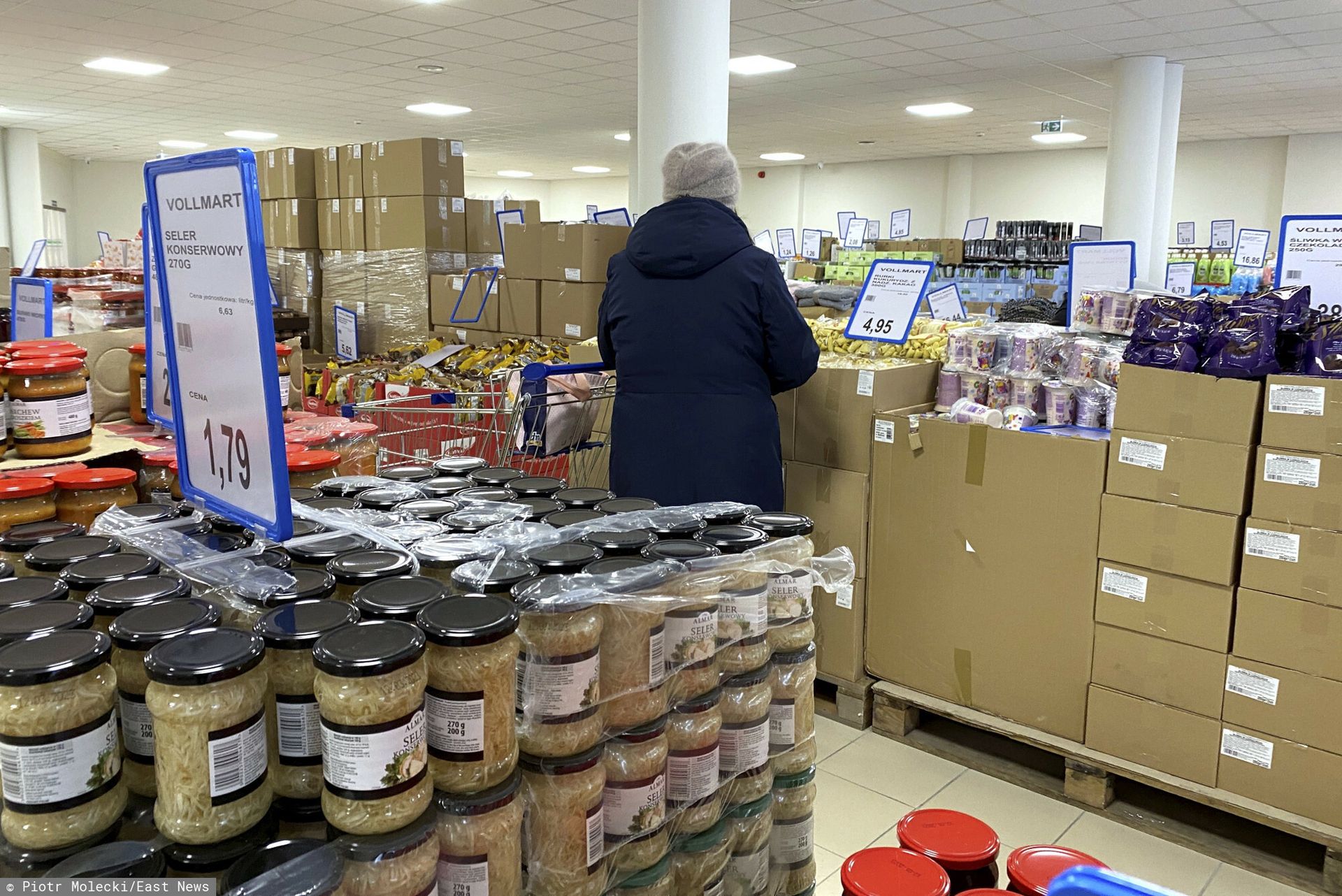 Polski dyskont rzuca wyzwanie Biedronce. Wprowadza nowość w sklepach