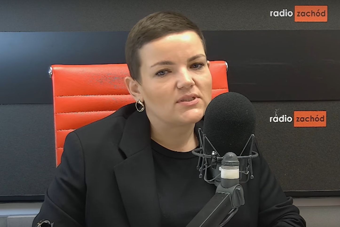 Dziennikarz "Wyborczej" pytał ministrę kultury o KPO. Czytelnicy nie wiedzieli, iż dostał stamtąd dotację