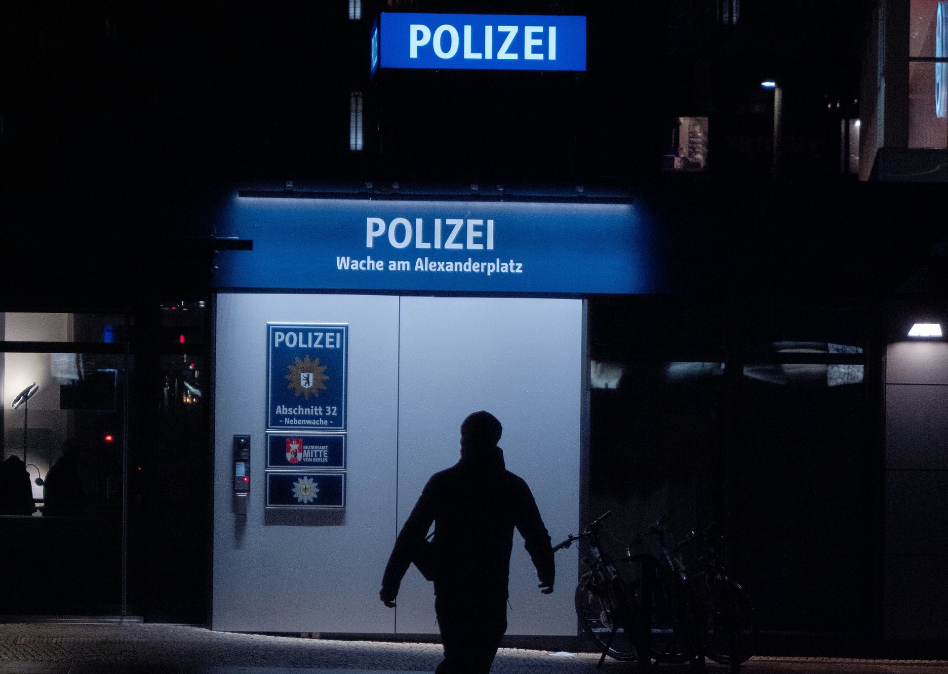 Większość Niemców za zmniejszeniem napływu migrantów. Nowe dane