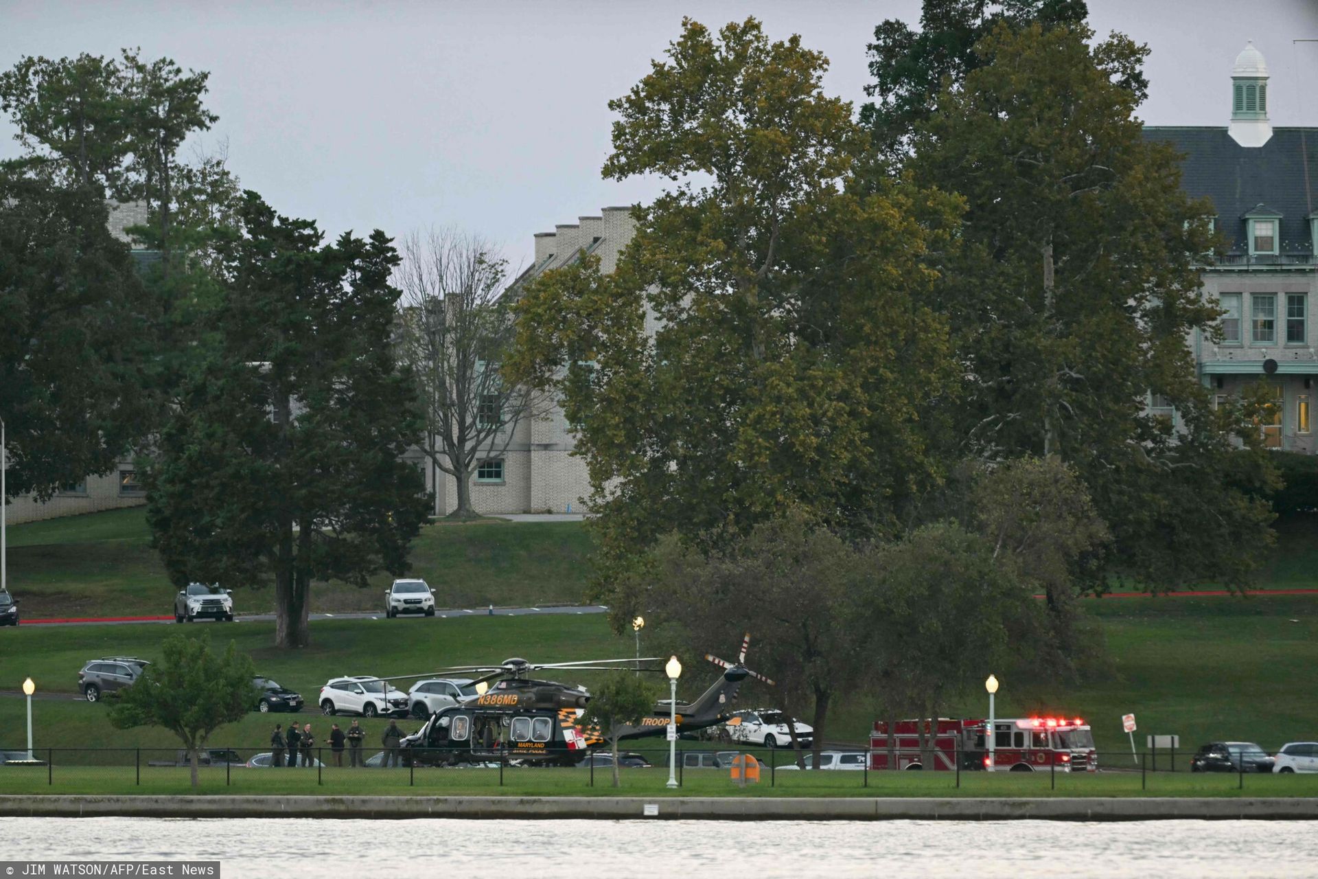 Media: alarm w Akademii Marynarki USA. Kampus zablokowany