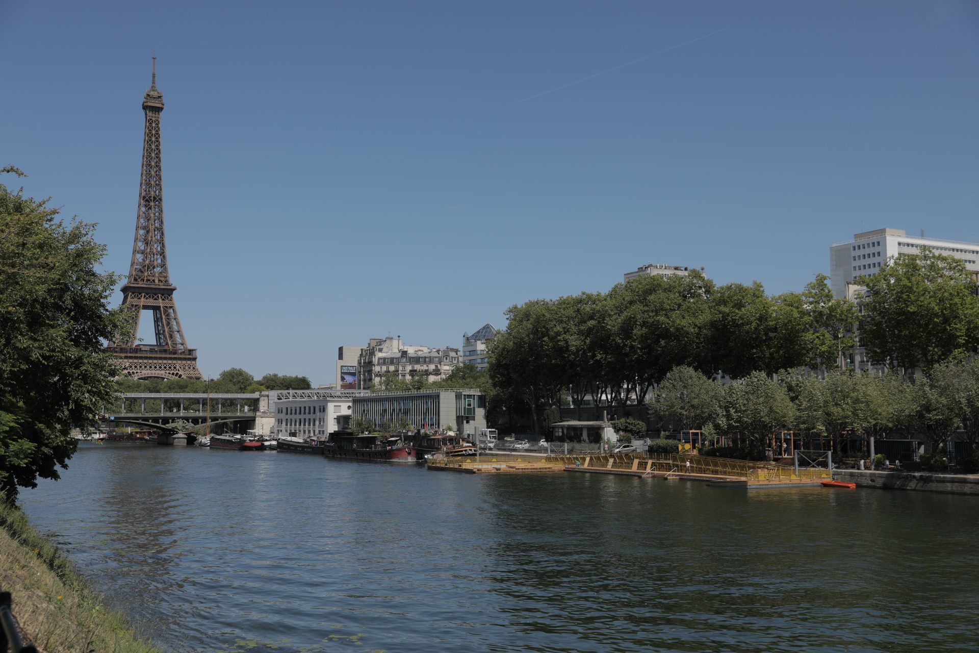 Można się kąpać w Sekwanie. Po ponad 100 latach przerwy