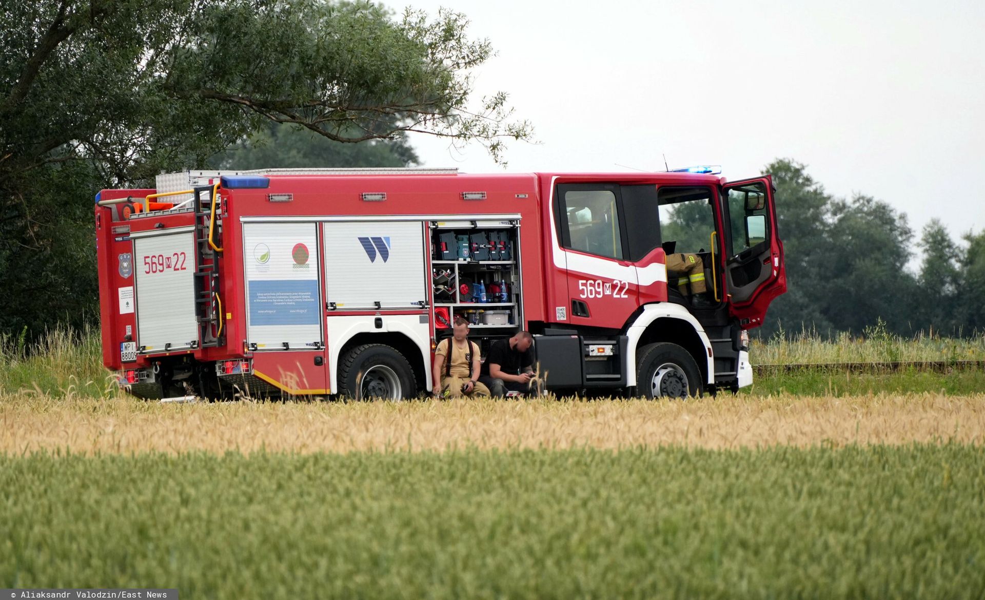 Wypadek podczas żniw. Maszyna wciągnęła rolnika