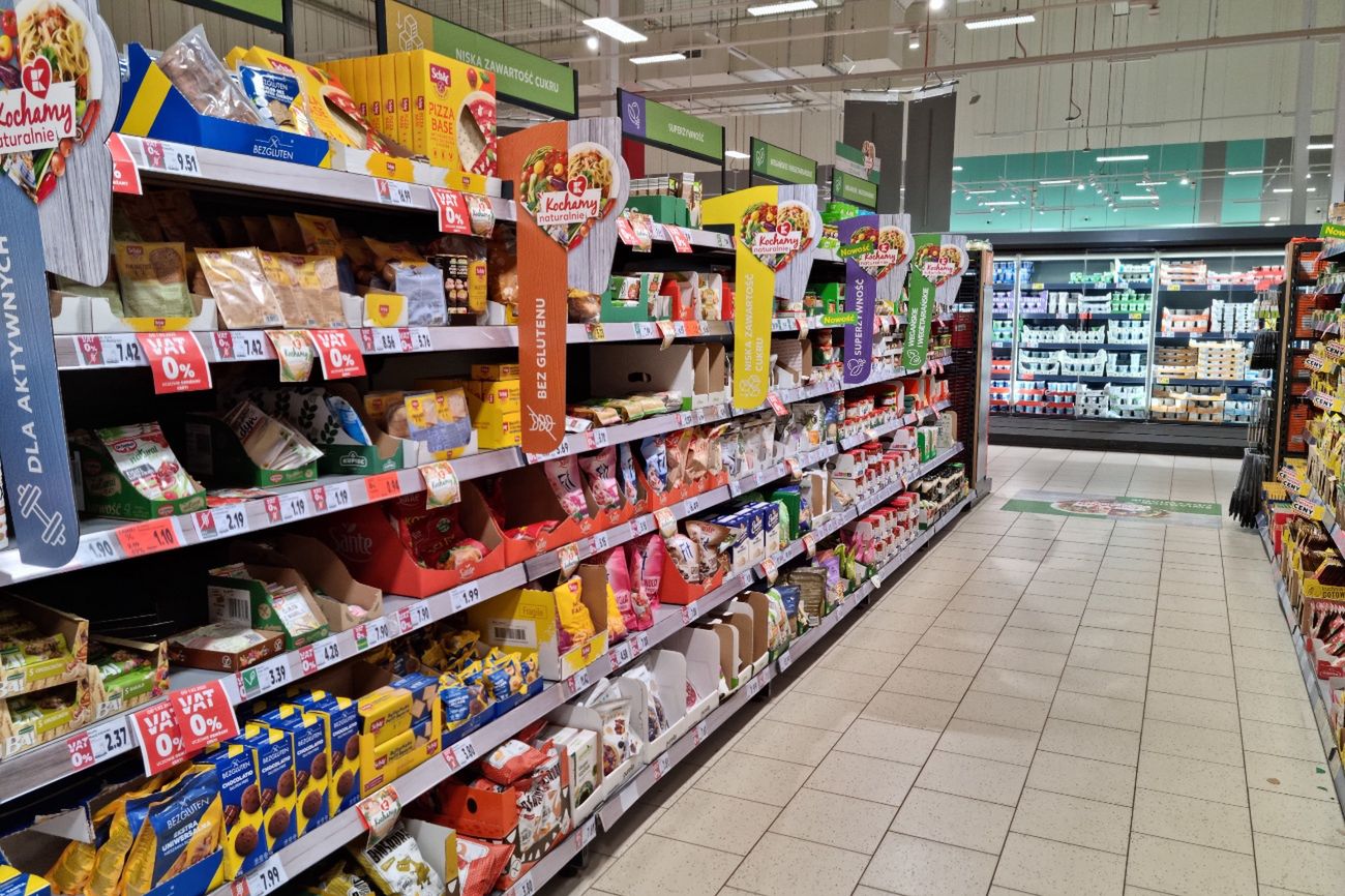 Służby wycofują ze sprzedaży szklany kubek. Oto co wykryły