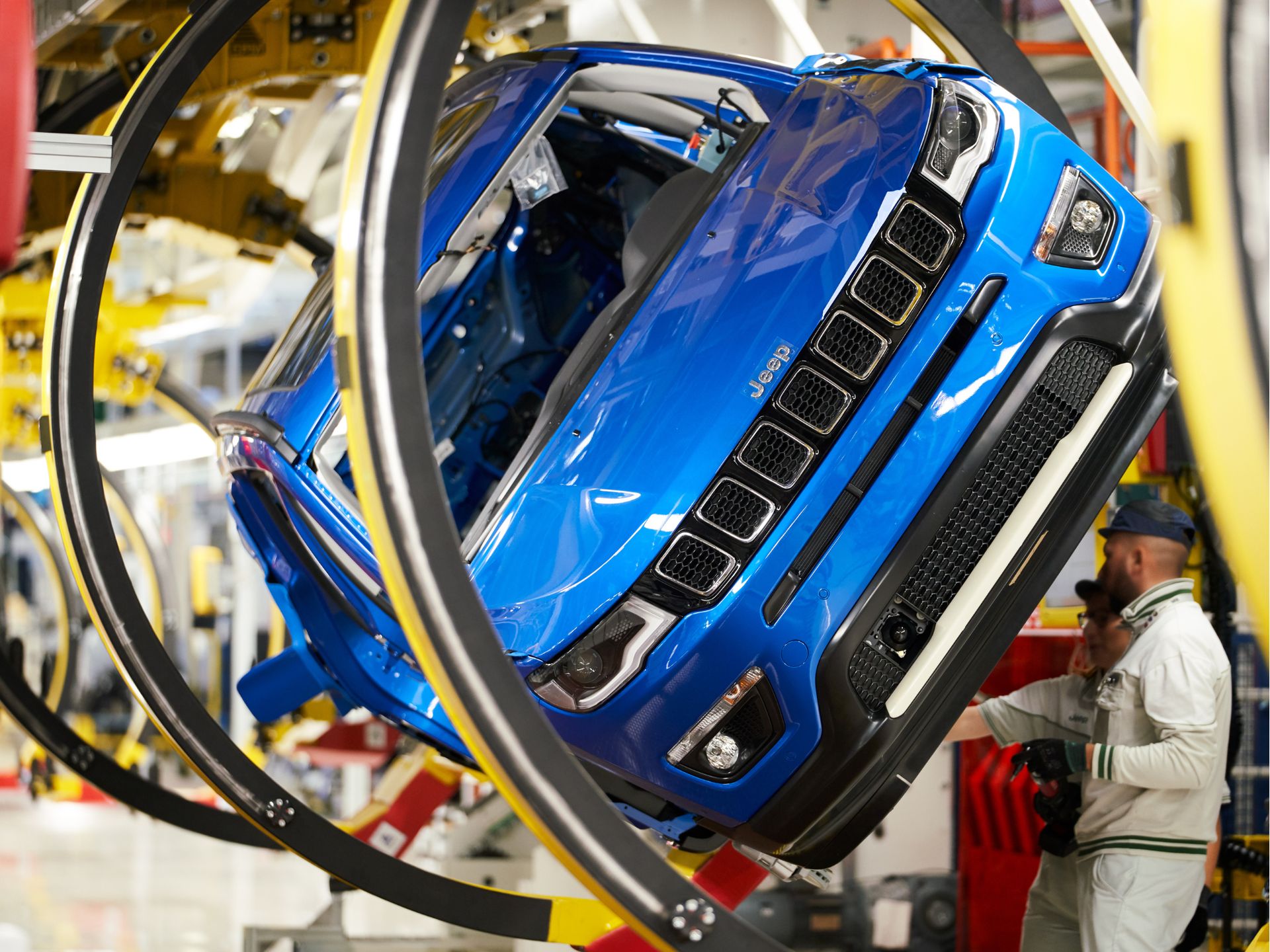 Stellantis grozi zamykaniem fabryk przez surowe normy emisji dwutlenku węgla