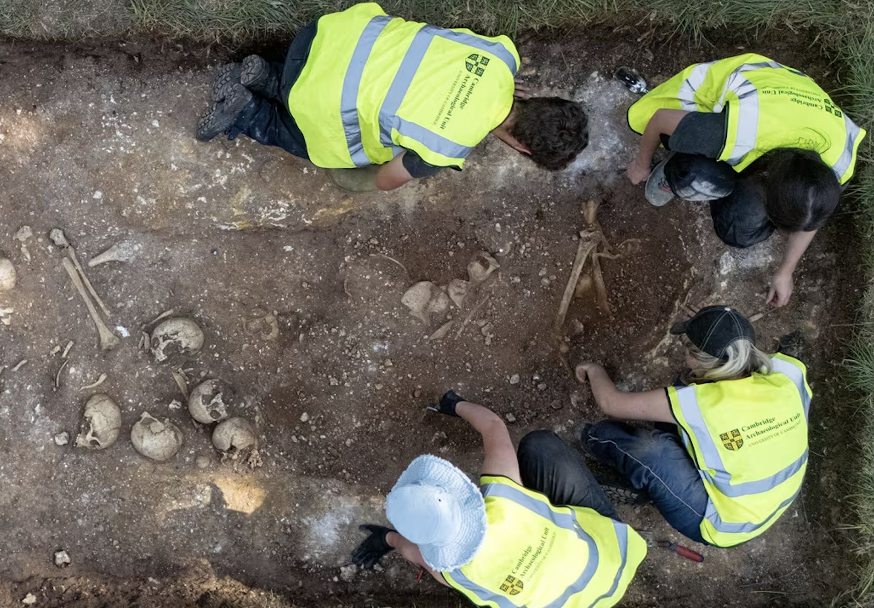 Makabryczne odkrycie pod Cambridge. Zginęli gwałtowną śmiercią