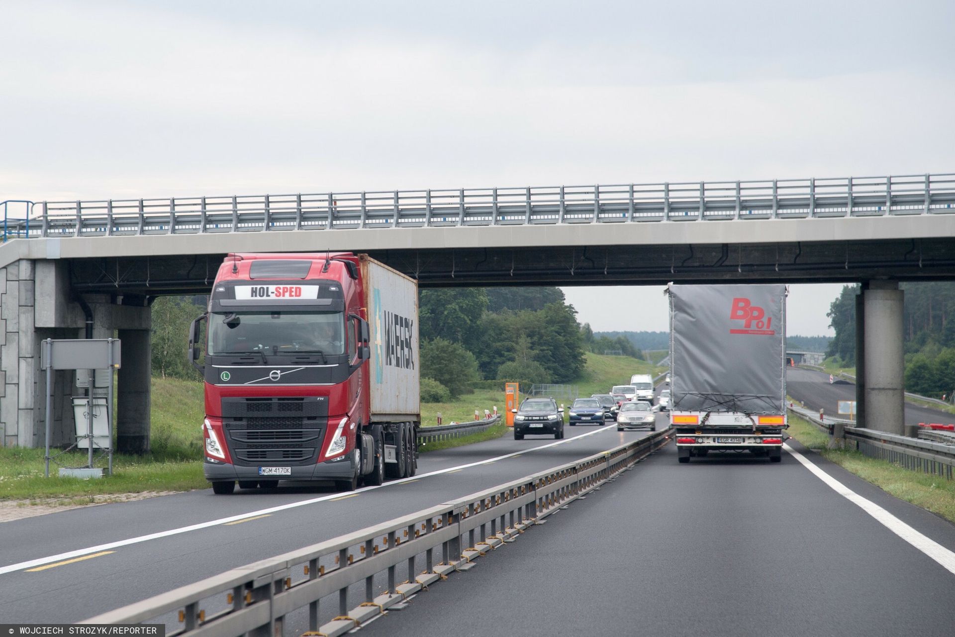 Autostrada A1 w kierunku Gdańska zablokowana. Zapalił się samochód