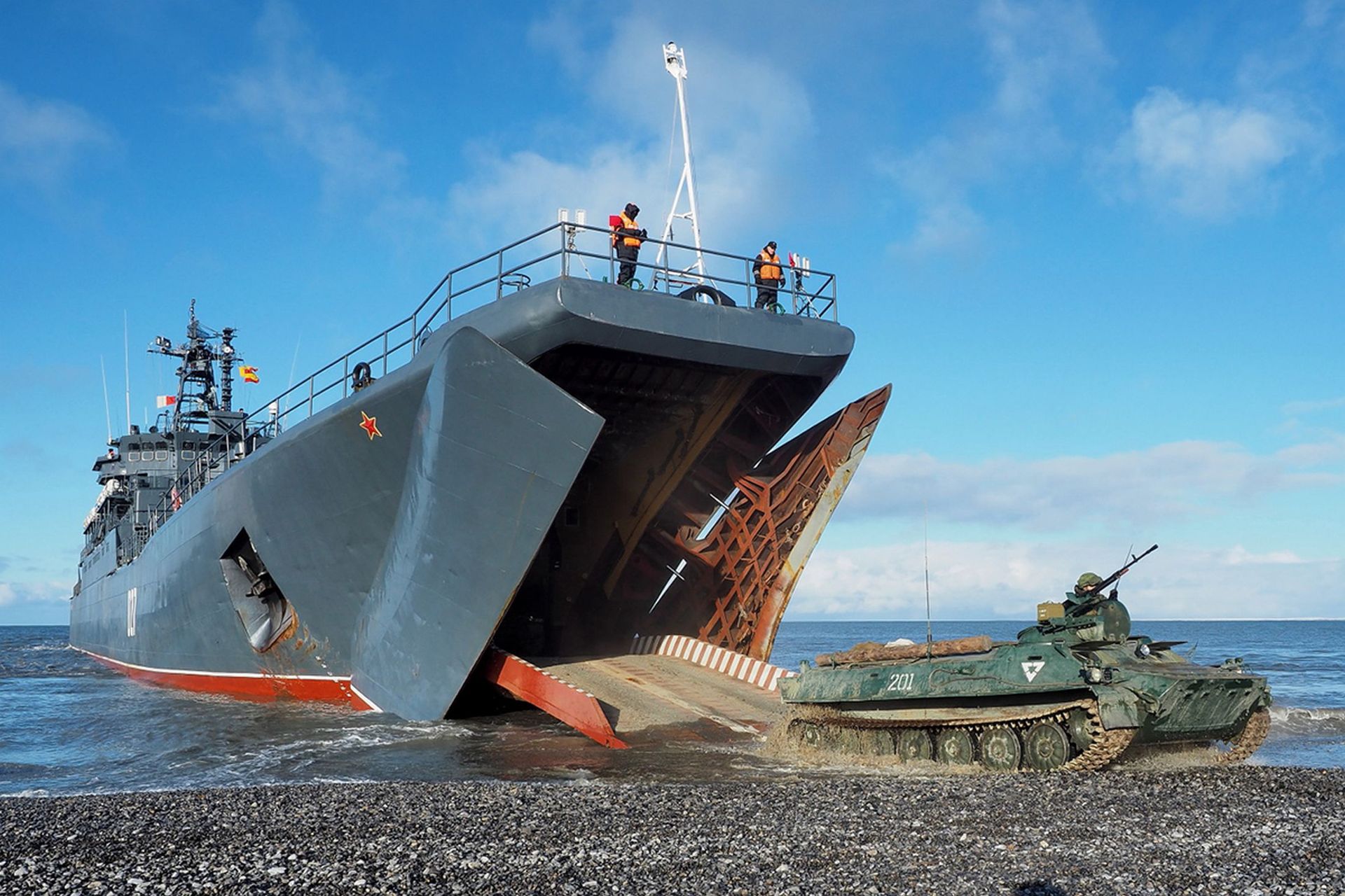 Ukraińcy znów to zrobili. Rosyjskie okręty na Krymie trafione