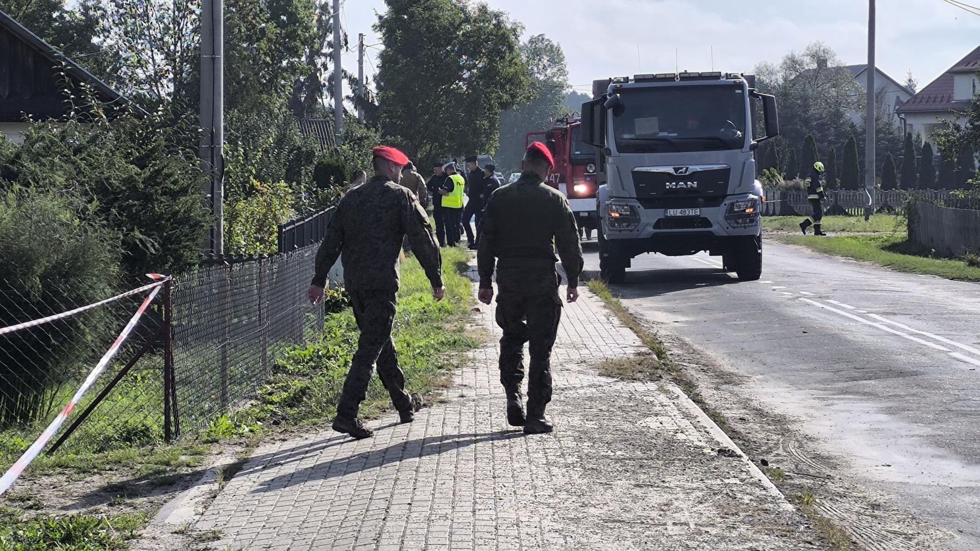 Szczątki drona spadły w Wyrykach [ZDJĘCIA]