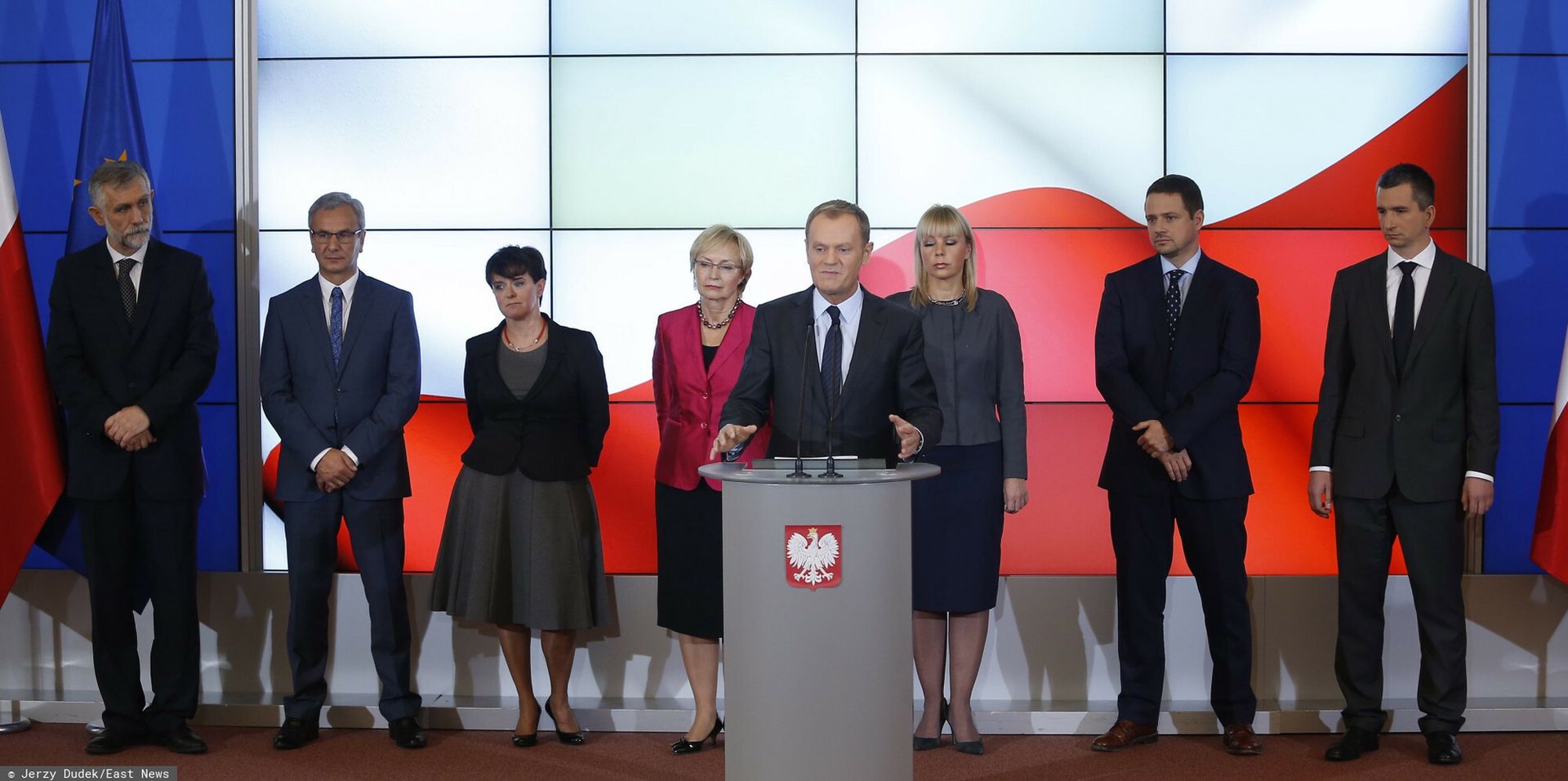 Sondaż: Zmiany w rządzie nie przekonały Polaków