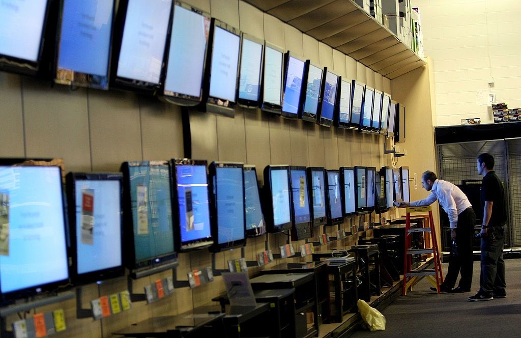 Wystawiali lewe faktury na elektronikę. Przekręt na 10 mln złotych