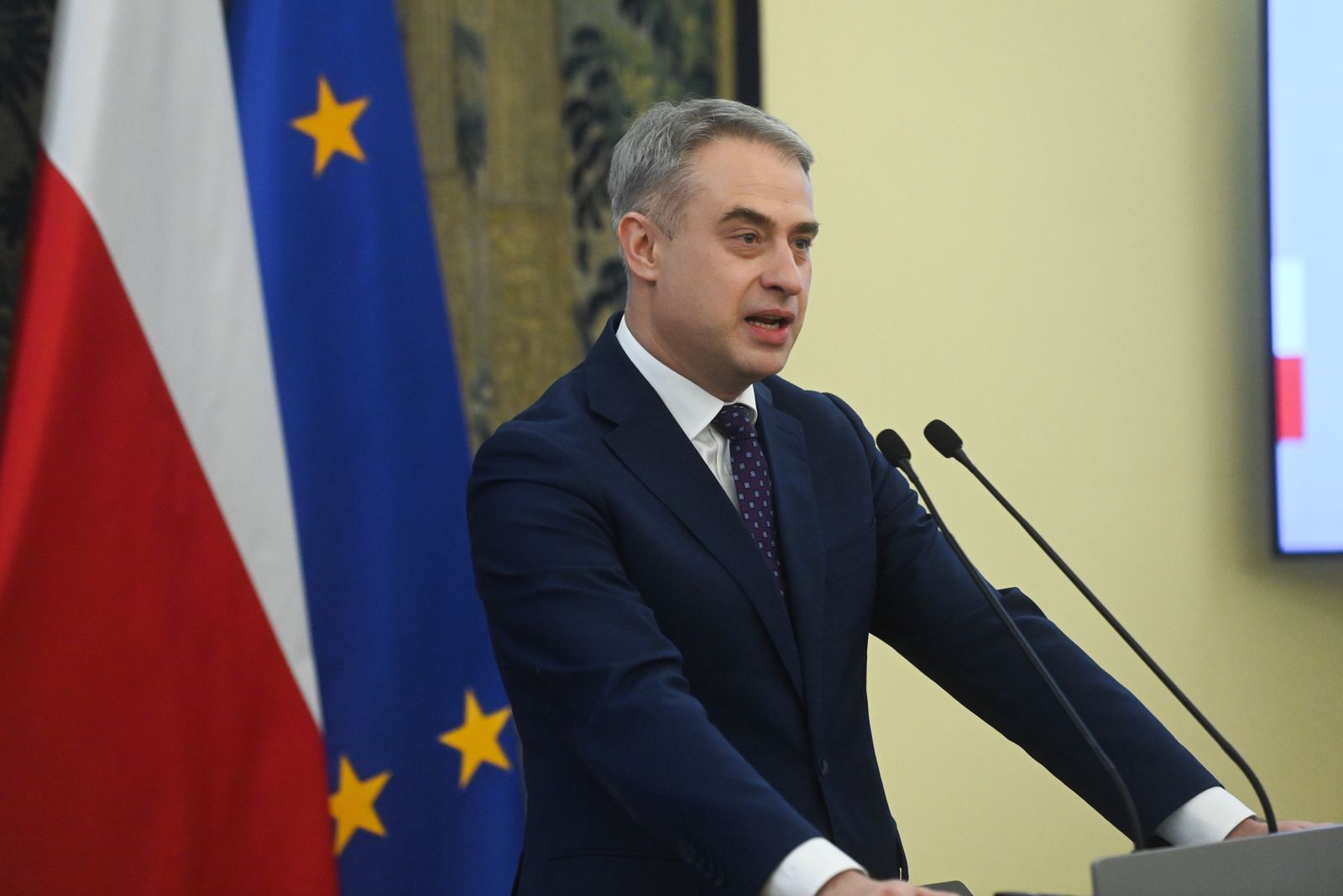 Rosyjska narracja. Polska wygasza ją w 12 godzin