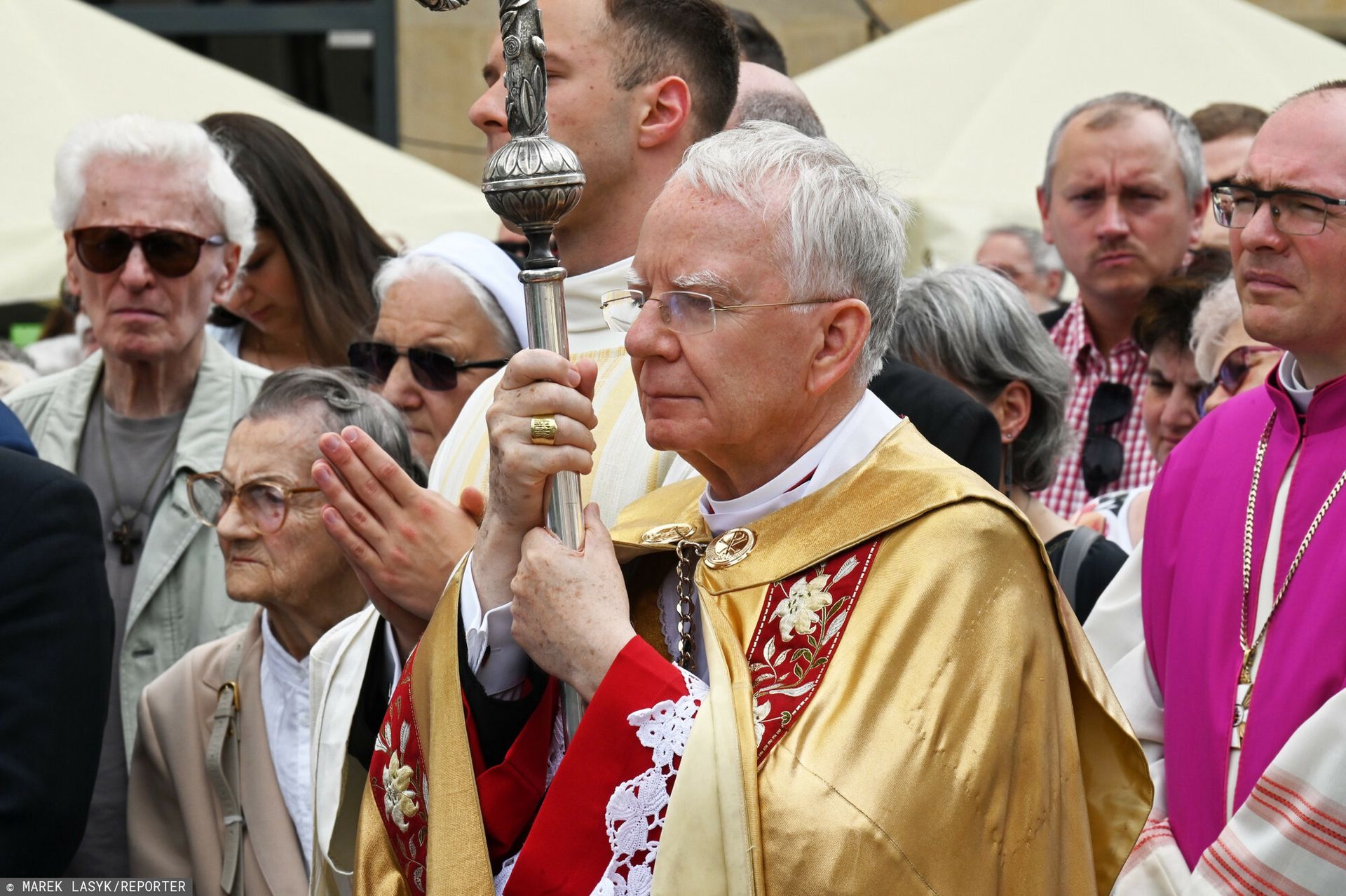 Narasta napięcie w krakowskiej kurii. Watykan może interweniować