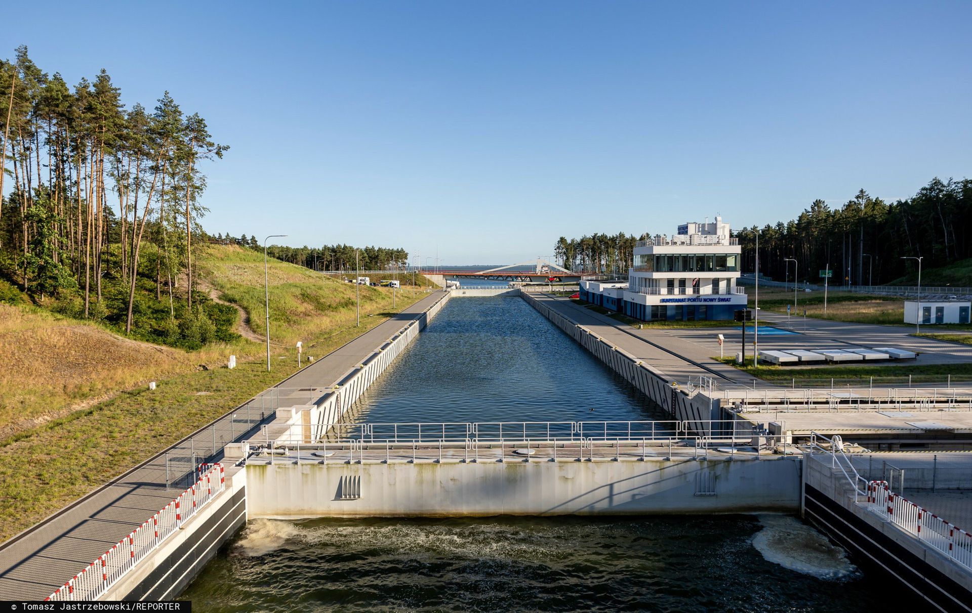 Sztandarowa inwestycja PiS. Po latach skorzystało z niej tyle statków
