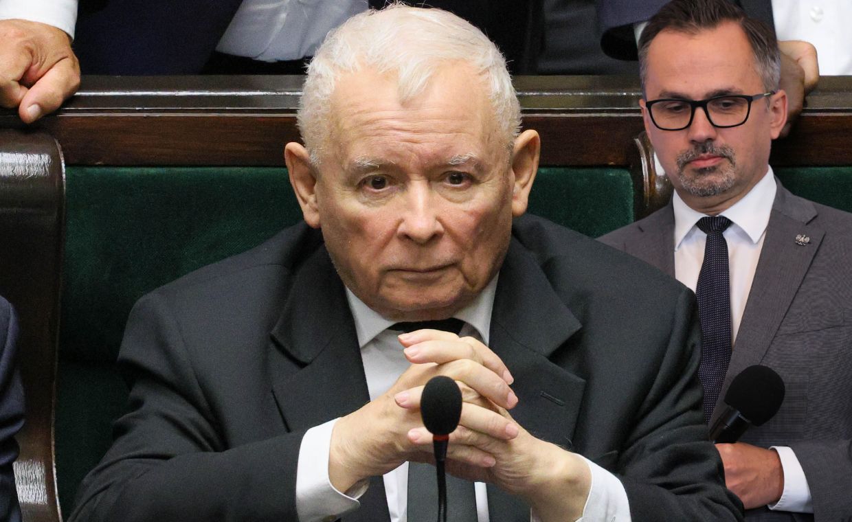 "W tych smutnych okolicznościach". Kaczyński reaguje na wybór Horały