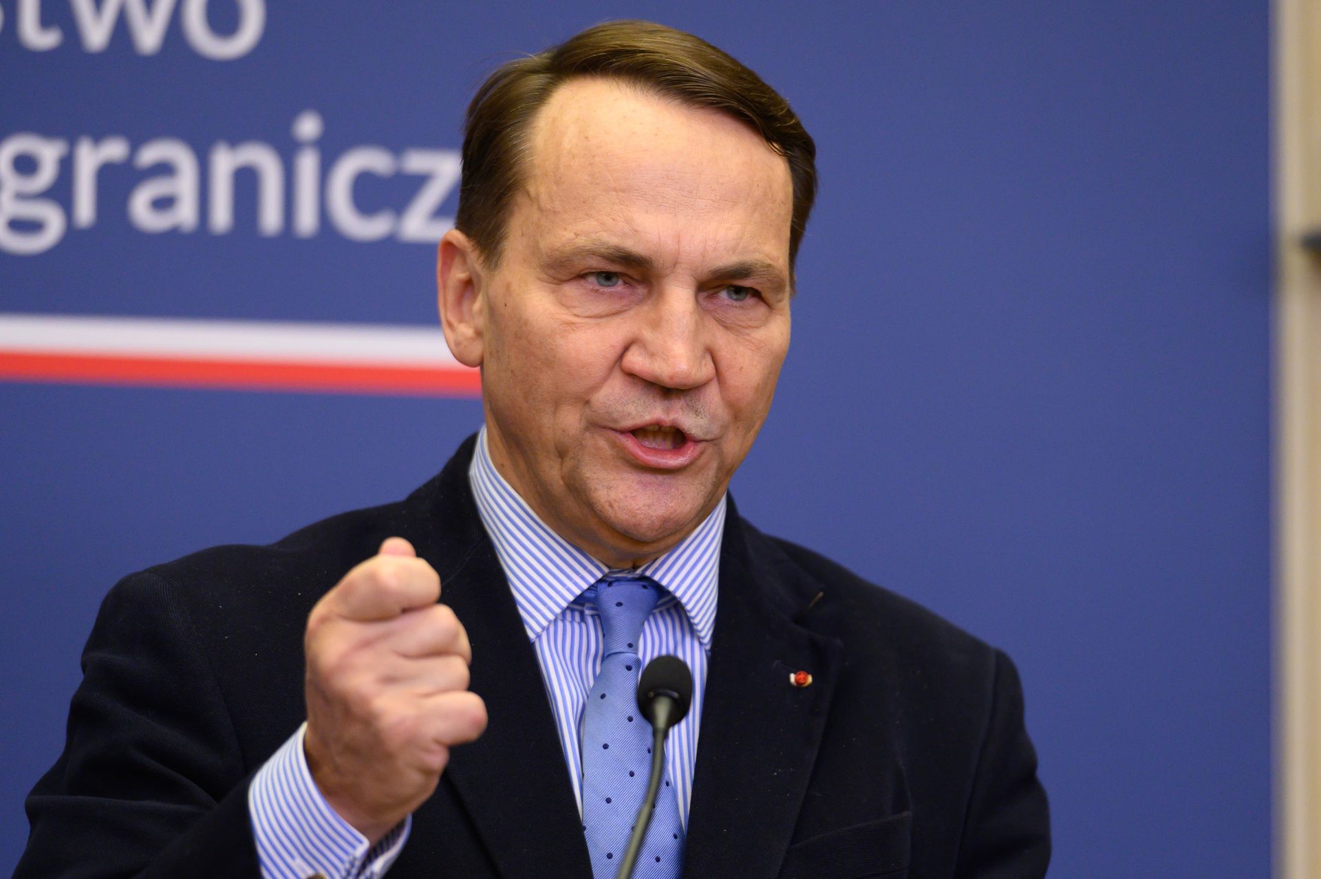 Putin mówił o wyeliminowaniu "prowokacji". Mocna odpowiedź Sikorskiego