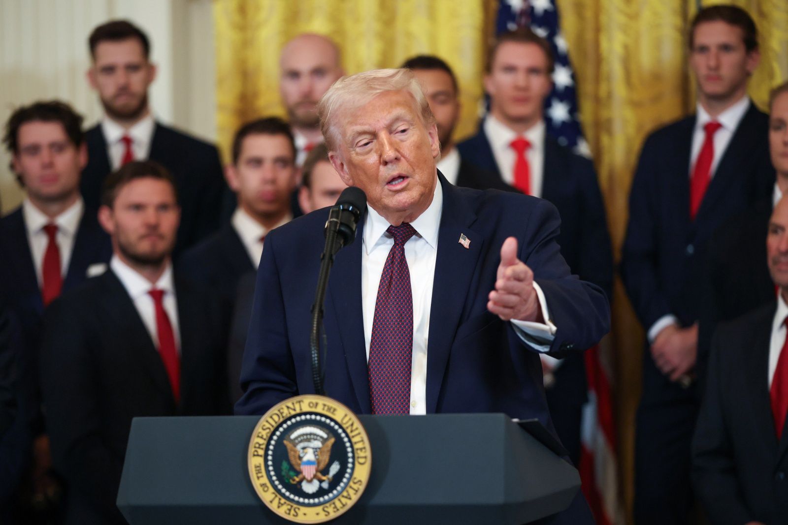 Pilne spotkanie w Brukseli. Ambasadorowie o groźbach Trumpa