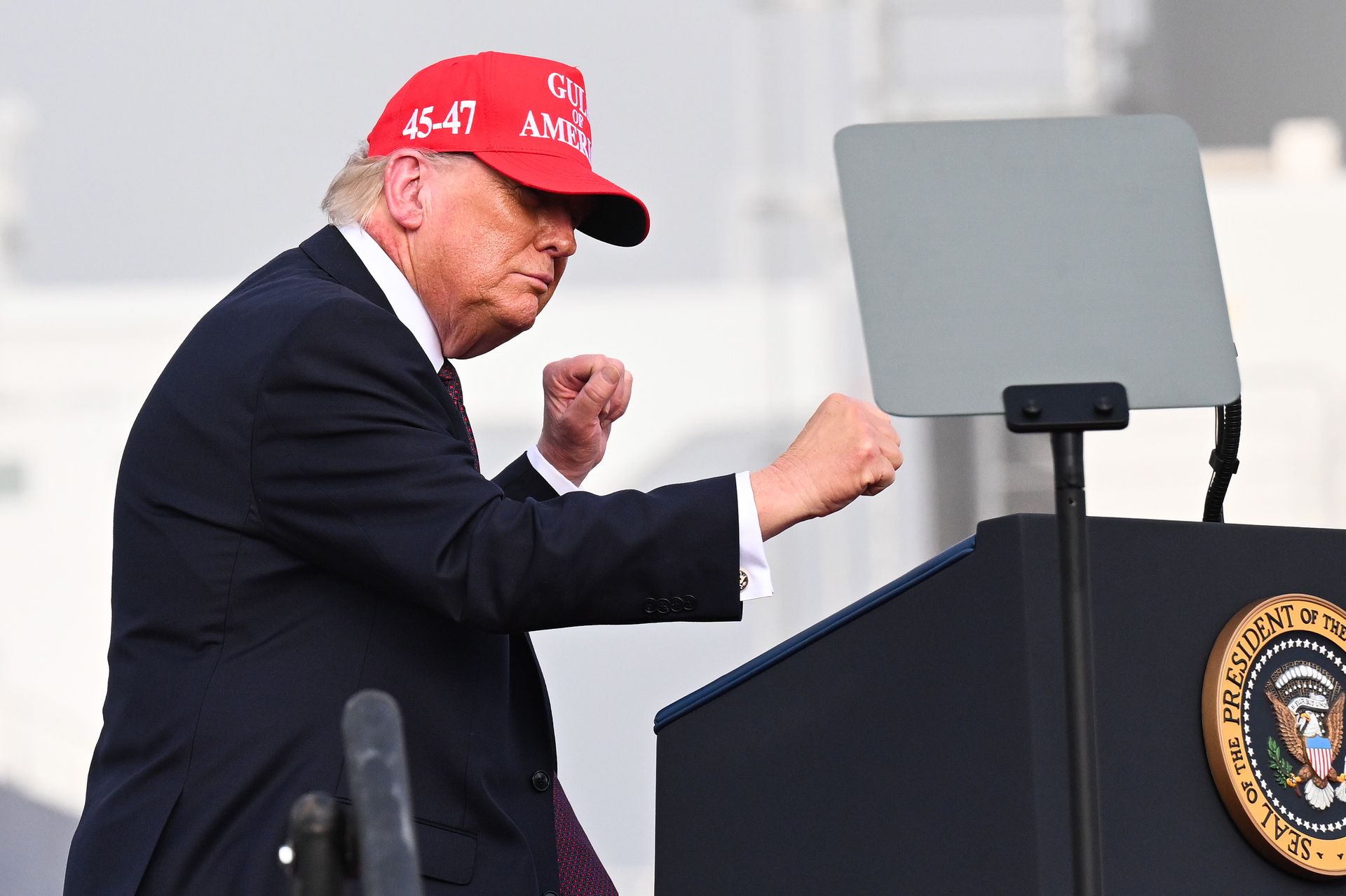 Donald Trump chciał oceanu z własnym nazwiskiem. Gigant odmówił