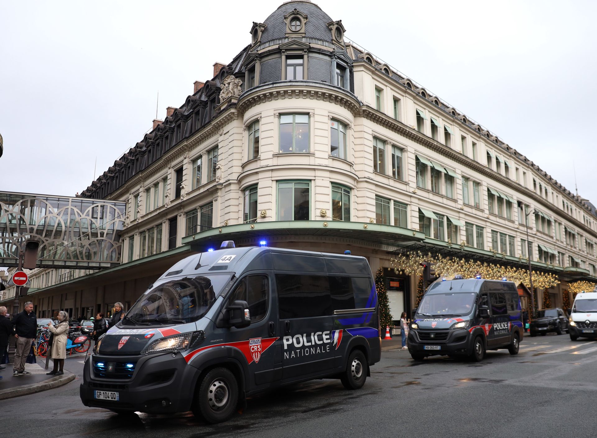 Francja: cztery osoby, w tym dwoje Rosjan, podejrzane o szpiegostwo