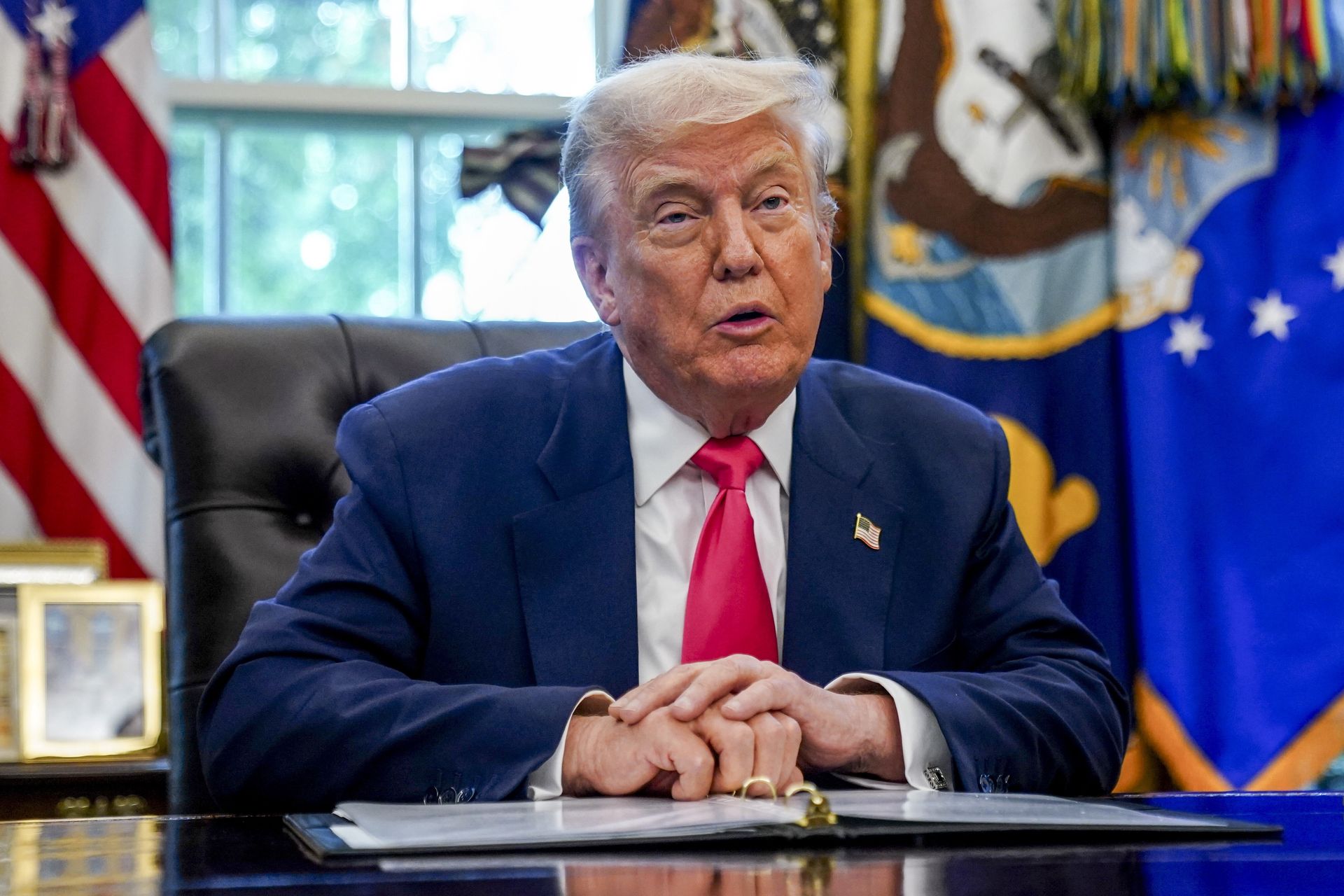 Trump gotów zmniejszyć siły NATO w Europie? "Zastanowię się"