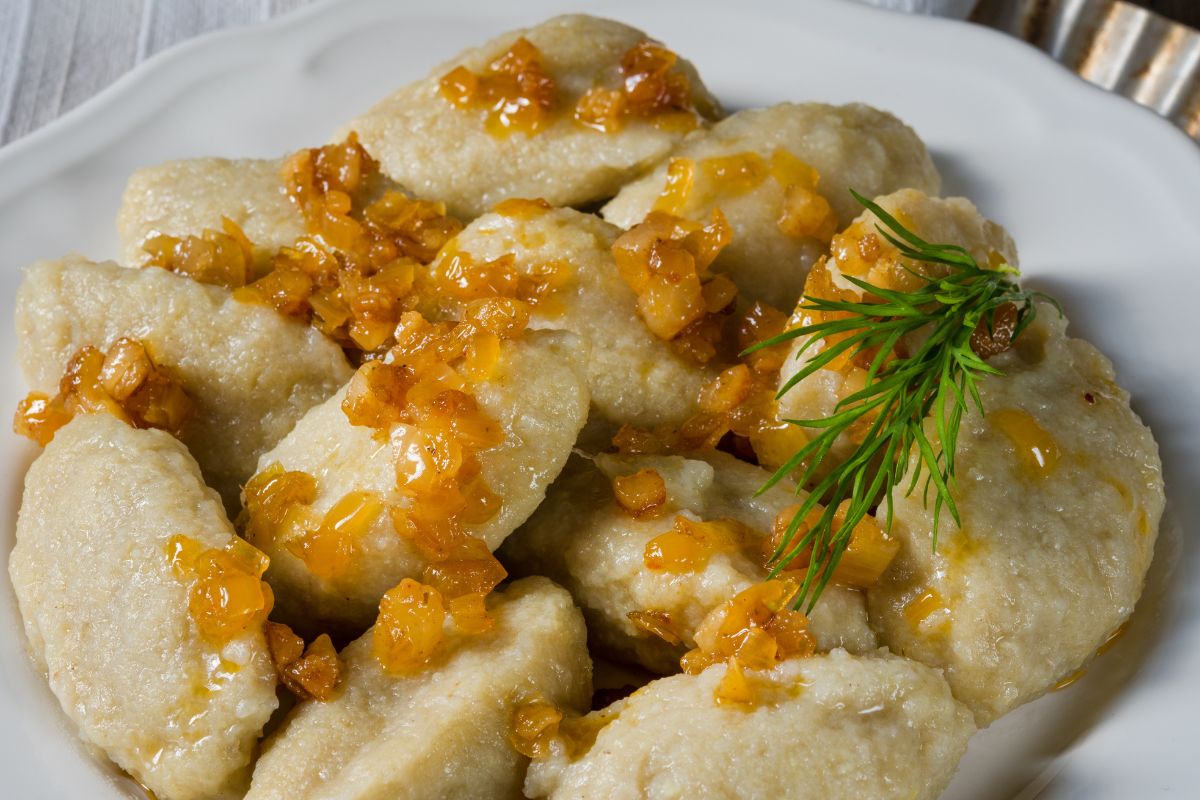 Kiedy spróbujesz klusek wołyńskich, zapomnisz o kopytkach. Mięciutkie i sycące