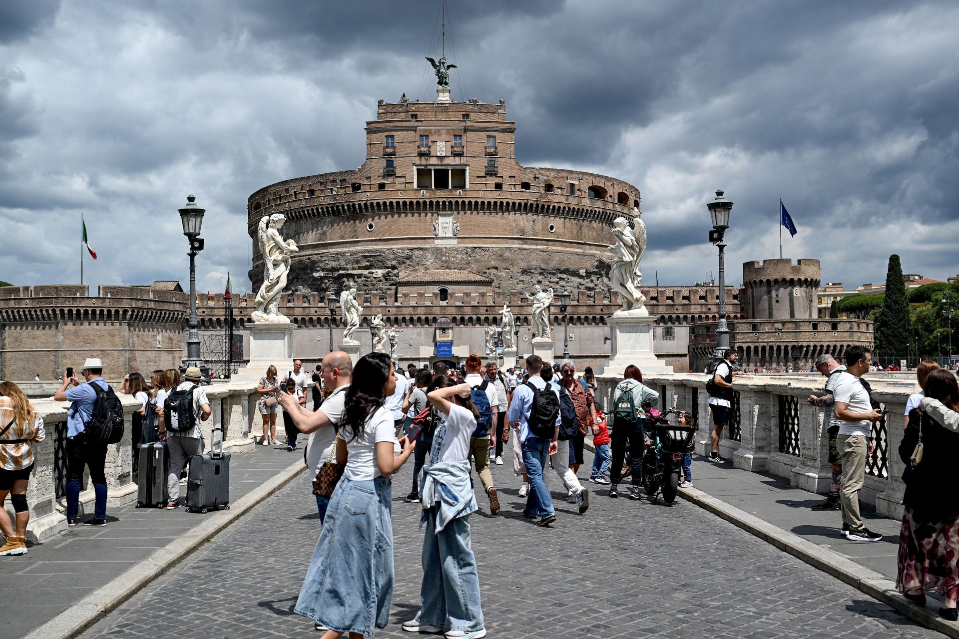 Uważaj na wakacjach. Tak teraz okradają turystów
